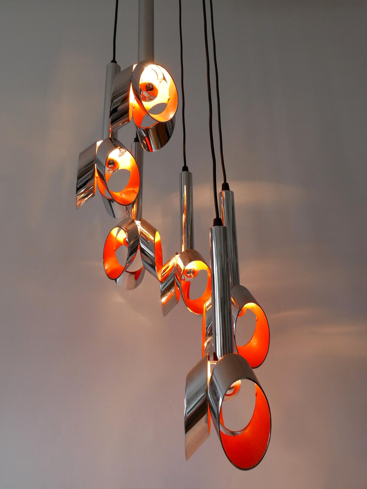 Eccezionale lampadario a sei bracci o lampada a sospensione a tulipano della modernità di metà secolo, anni '70 in vendita 3