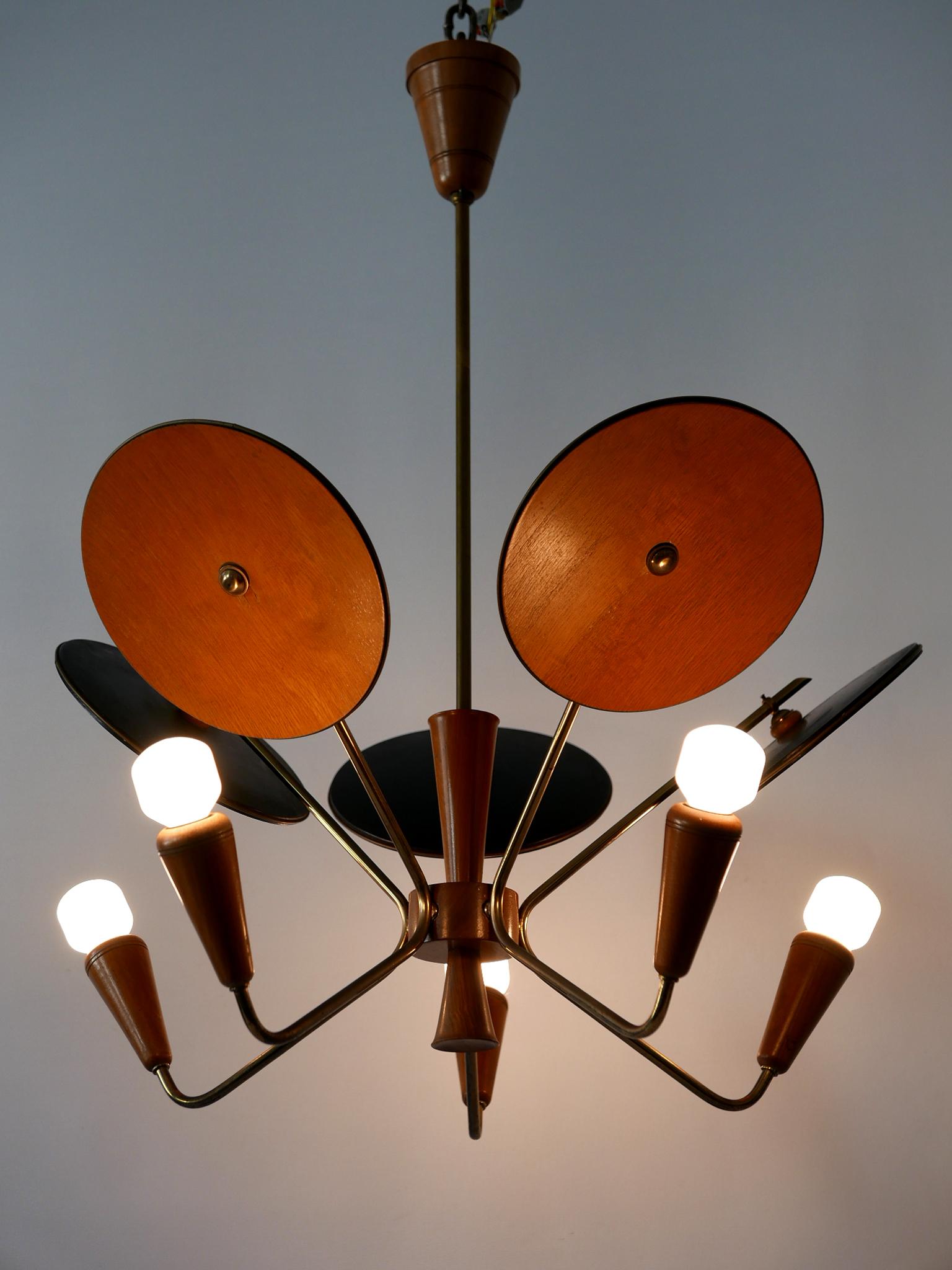 Exceptionnelle lampe à suspension ou lustre Spoutnik moderne mi-siècle, Allemagne, années 1950 en vente 4