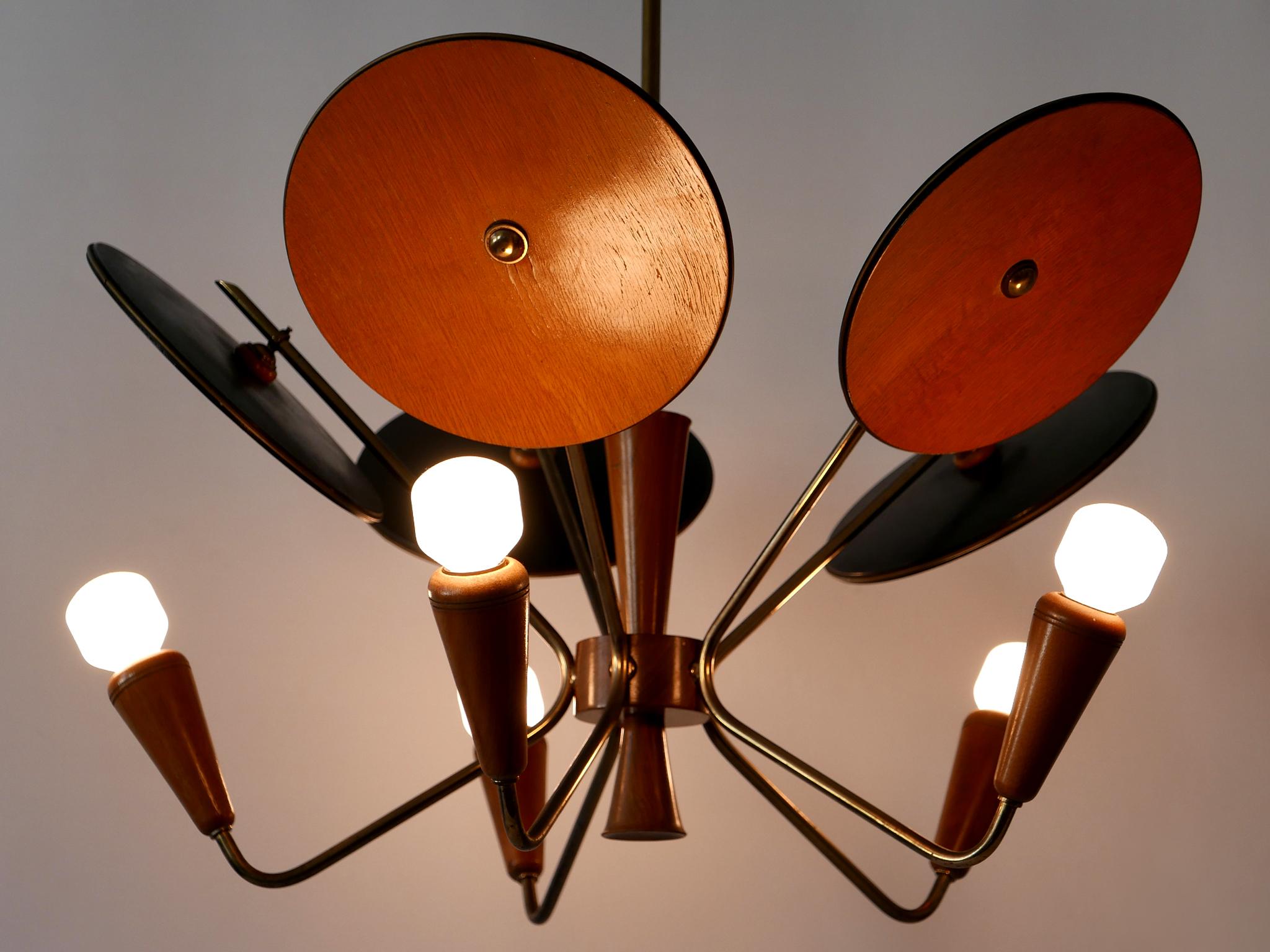 Exceptionnelle lampe à suspension ou lustre Spoutnik moderne mi-siècle, Allemagne, années 1950 en vente 9