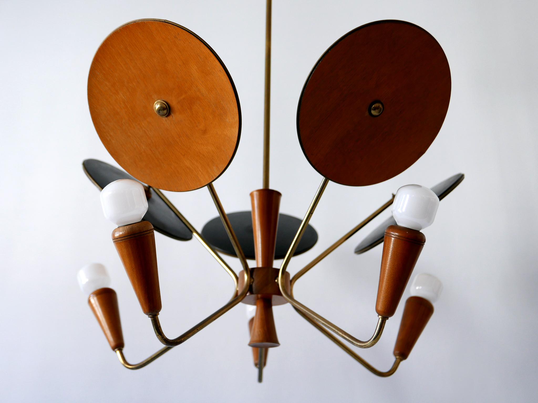 Exceptional Mid-Century Modern Sputnik Pendant Lamp or Chandelier Germany 1950s In Good Condition For Sale In Munich, DE