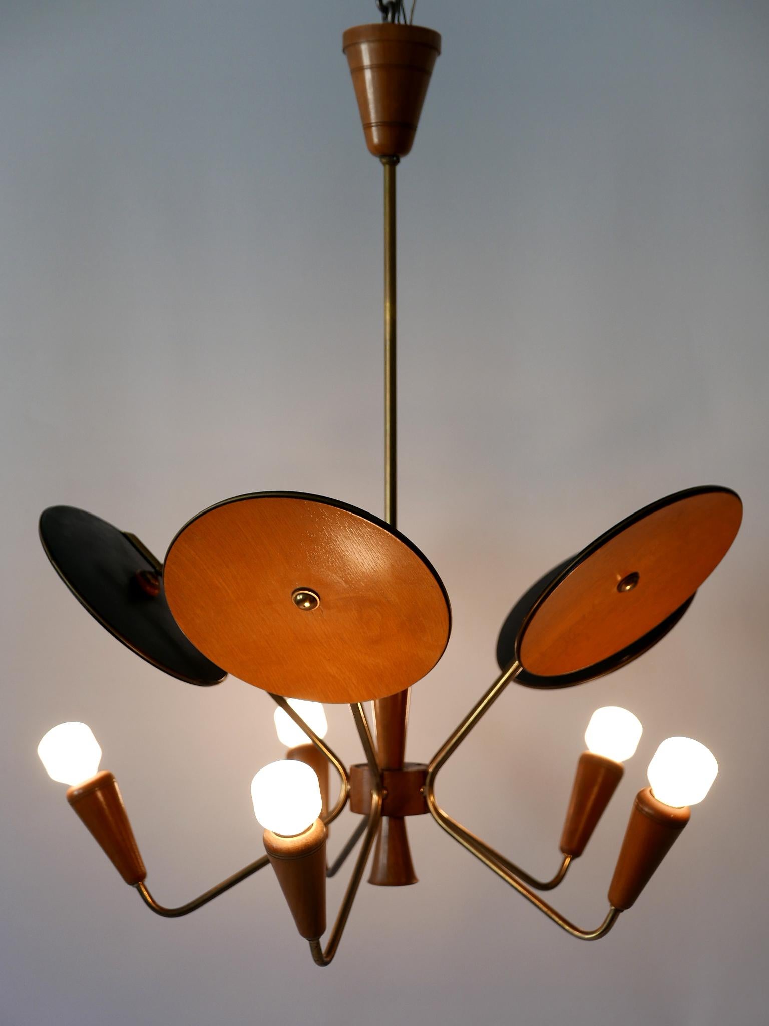 Exceptionnelle lampe à suspension ou lustre Spoutnik moderne mi-siècle, Allemagne, années 1950 en vente 1