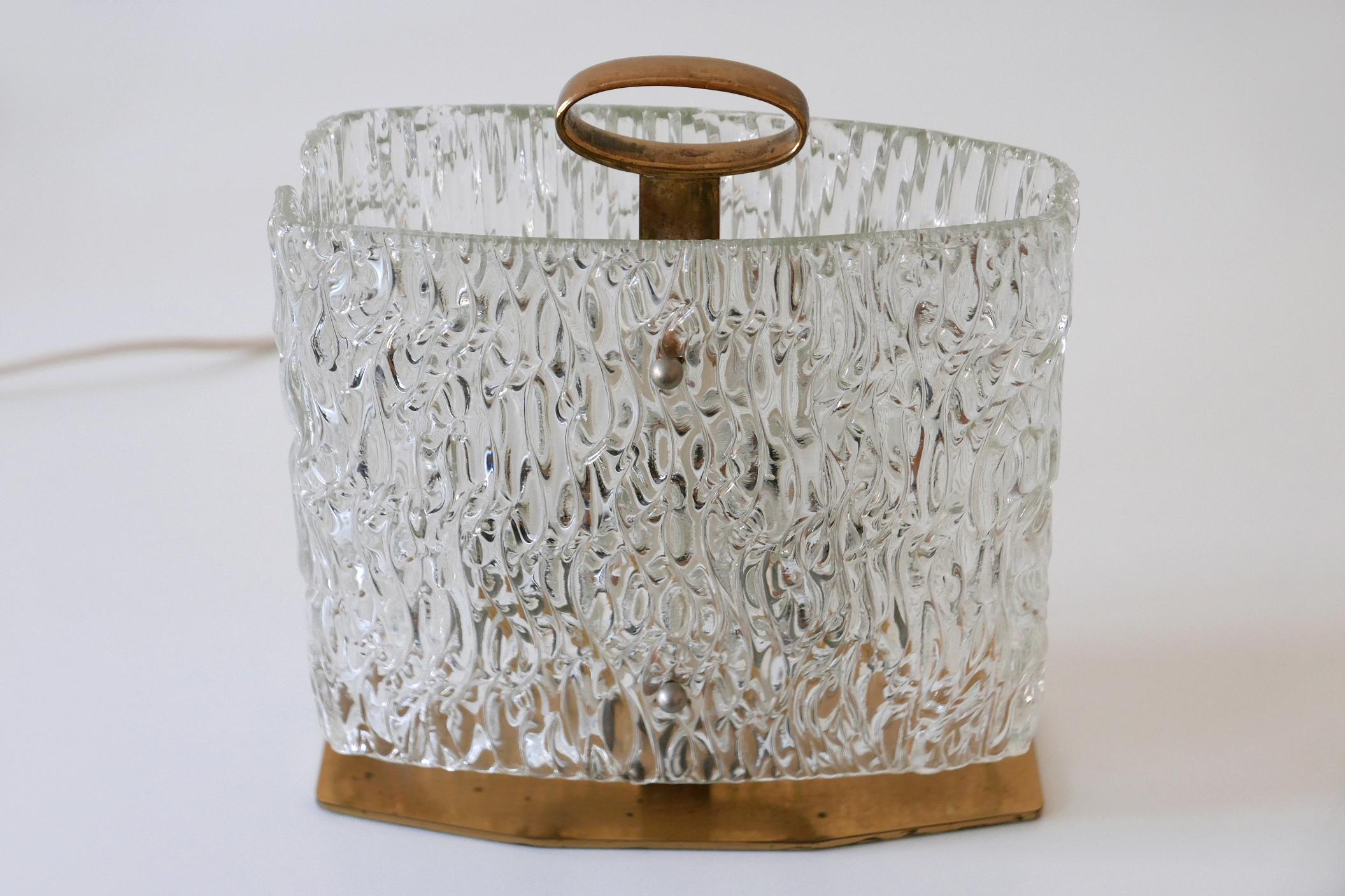Exceptional Mid-Century Modern Table Lamp with Ice Glass Shade, 1950s, Italy For Sale 8