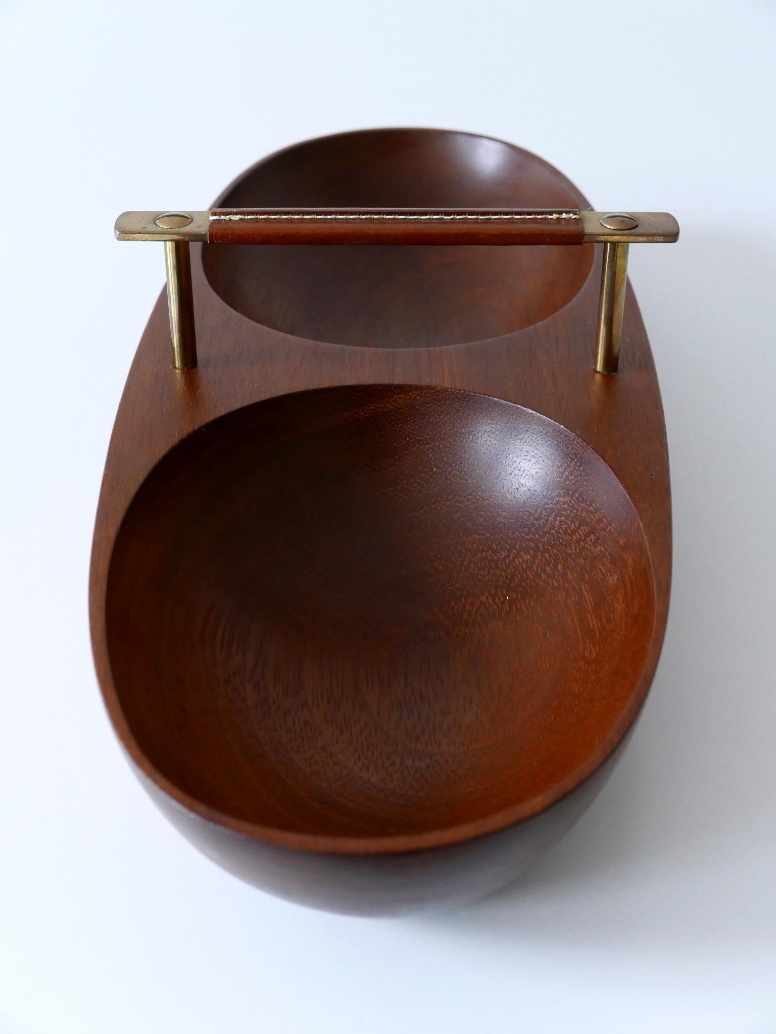 Exceptional Mid-Century Modern Teak Nut Bowl by Carl Auböck Austria 1950s For Sale 2