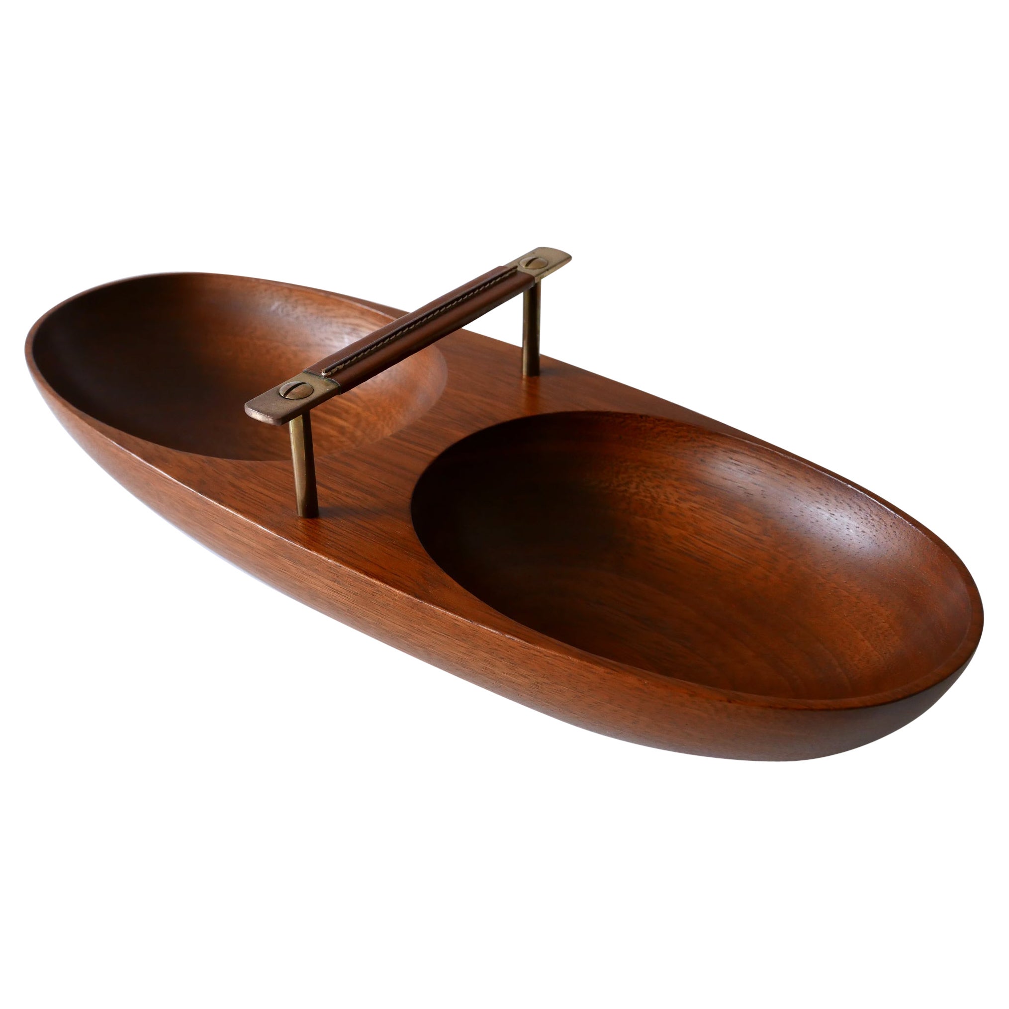 Eccezionale ciotola per noci in teak della modernità di metà secolo di Carl Auböck Austria, anni '50