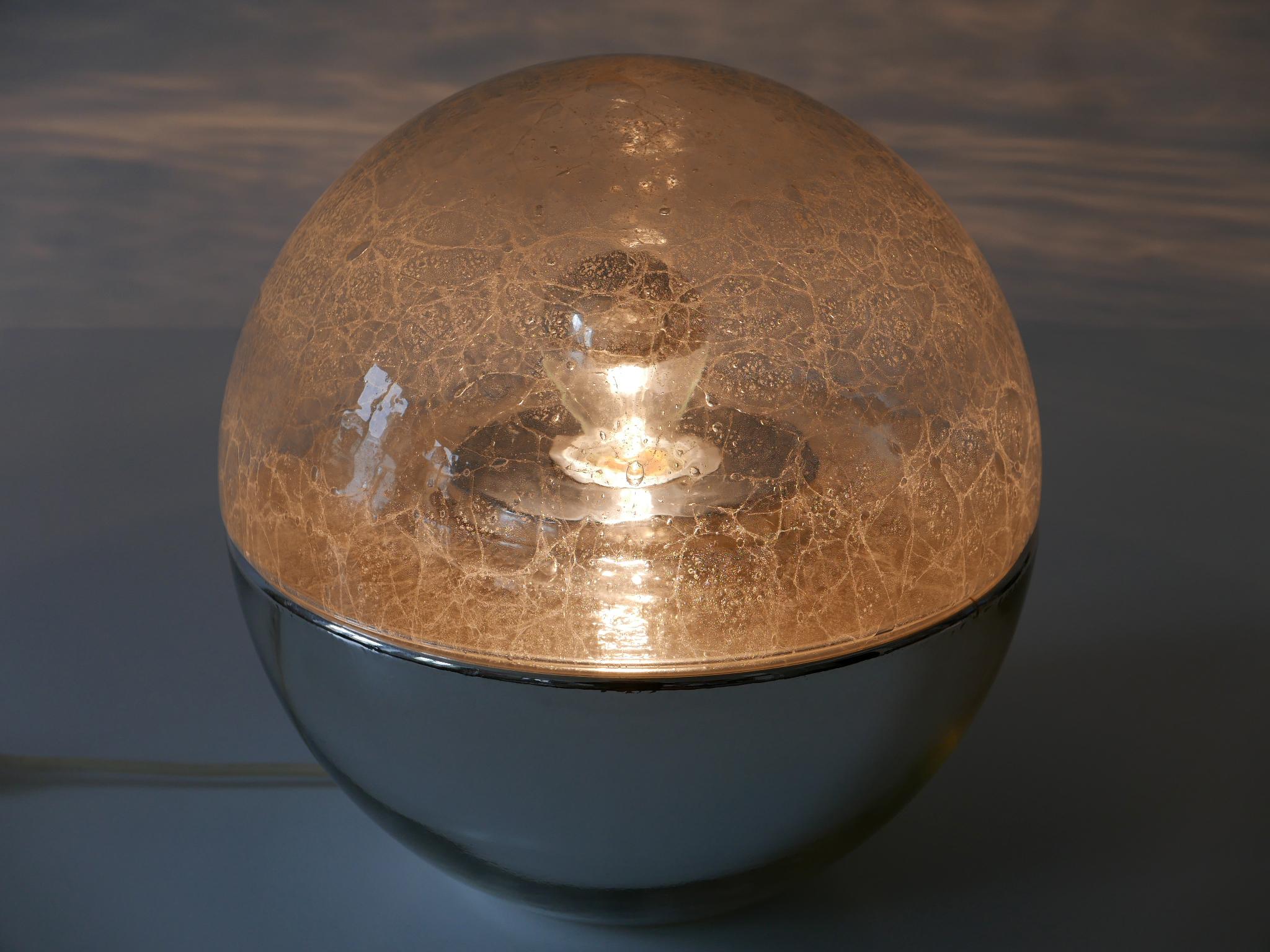 Exceptional Mid-Century Modern Textured Glass Globe Table or Floor Lamp, 1960s For Sale 4