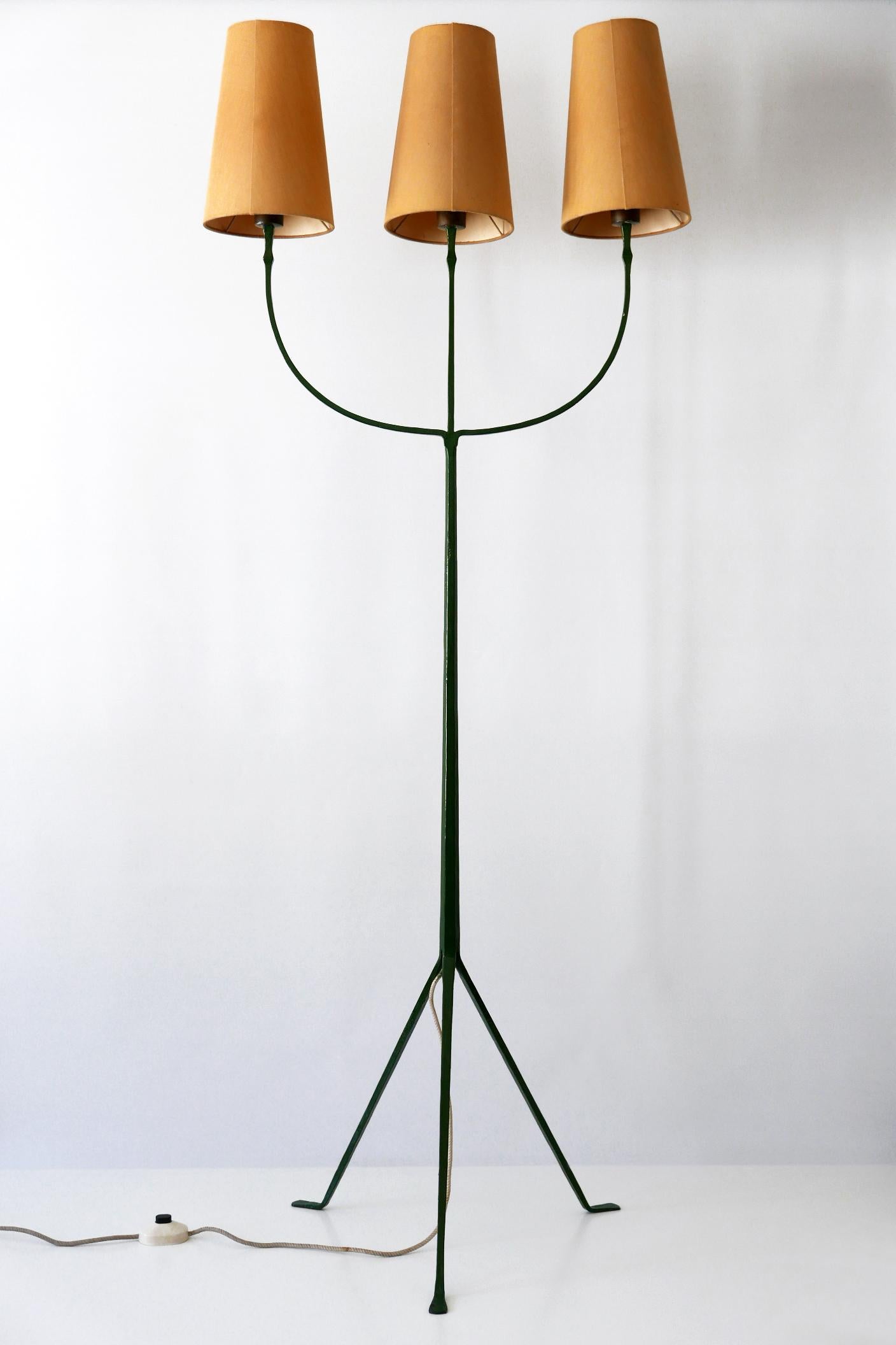 Exceptional Mid-Century Modern Three Flamed Floor Lamp, 1950s For Sale 2