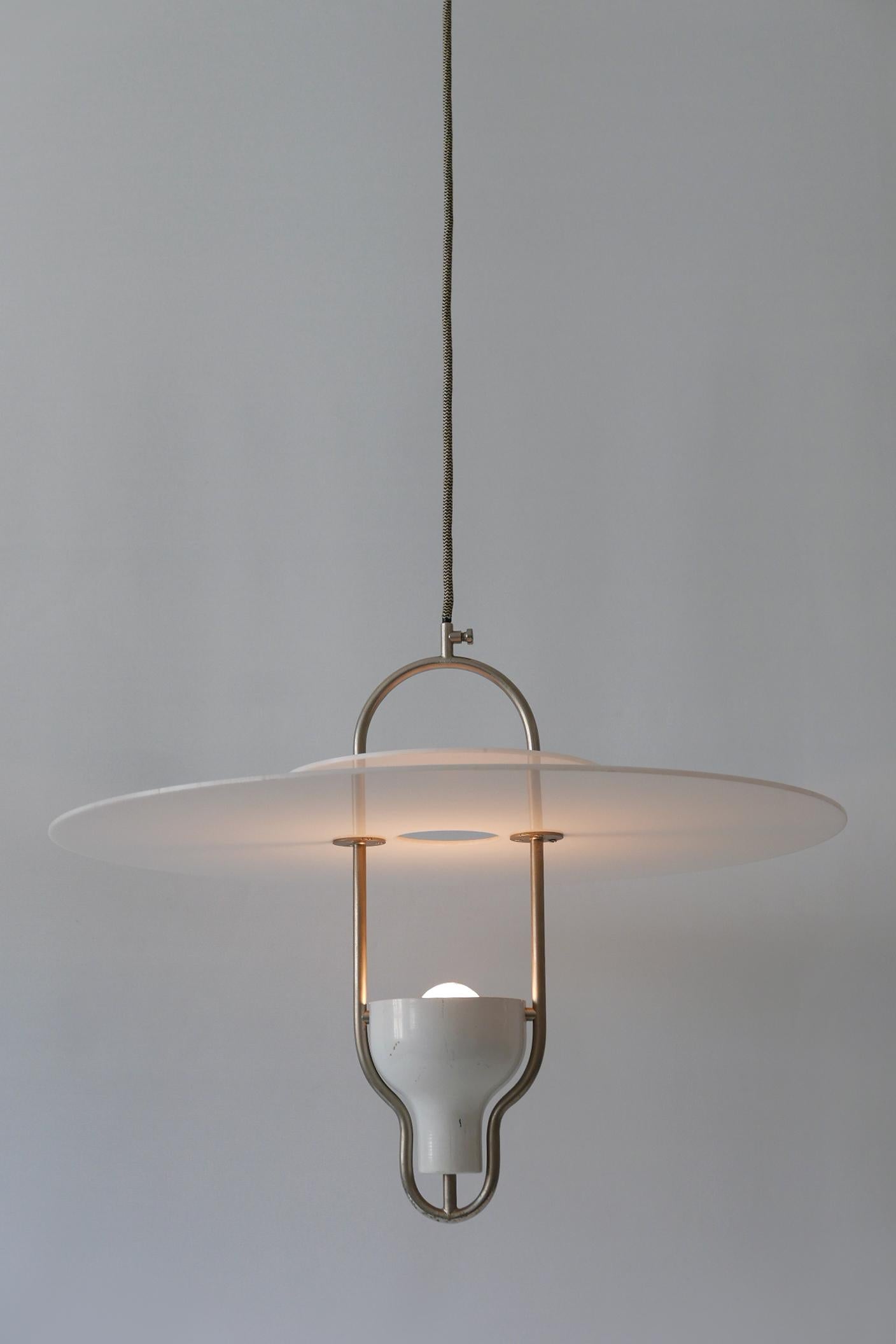 Exceptional Mid-Century Modern Ufo Pendant Lamp, Italy, 1960s For Sale 2