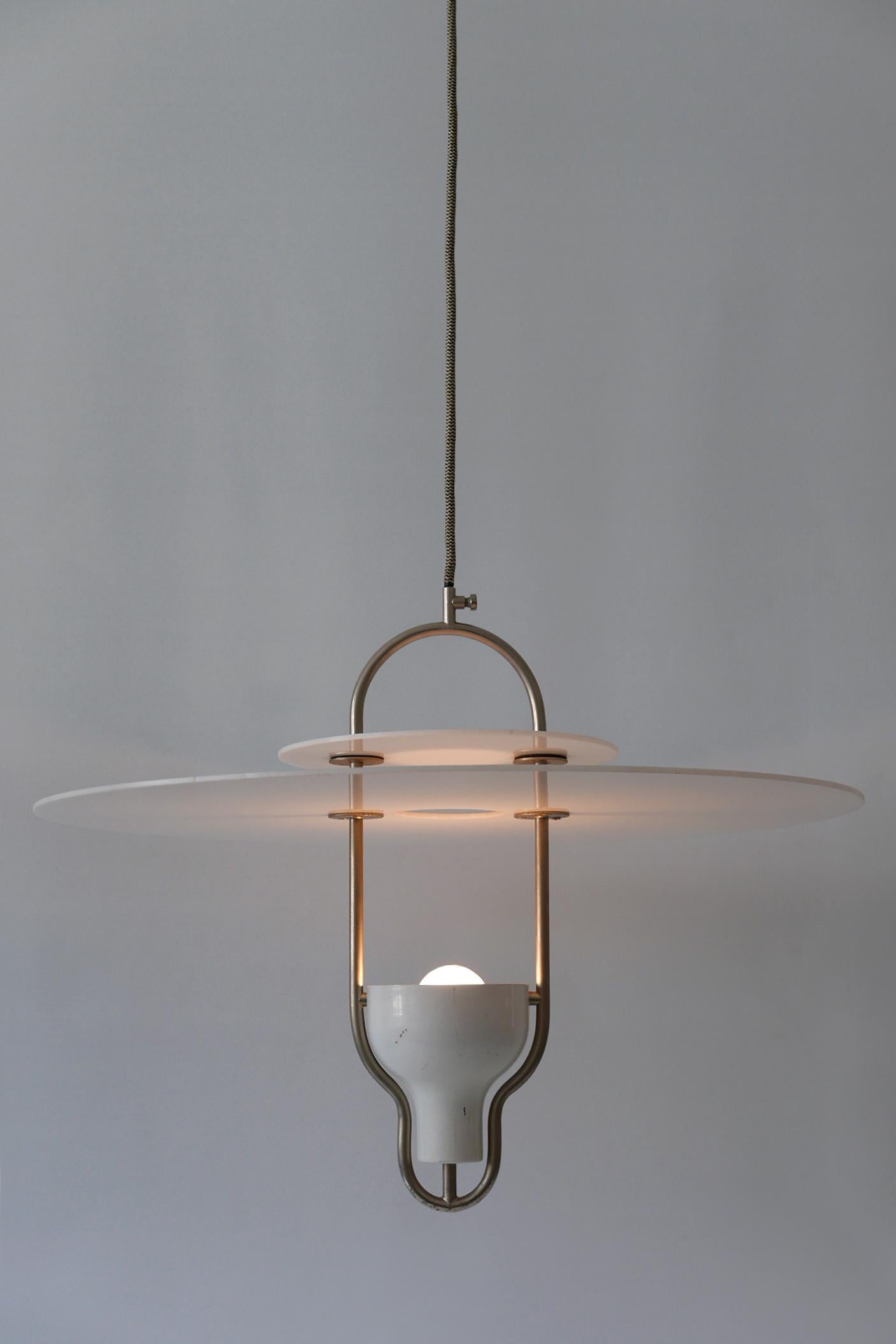 Exceptional Mid-Century Modern Ufo Pendant Lamp, Italy, 1960s For Sale 3