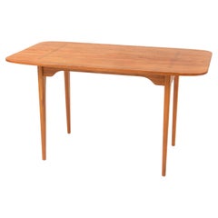Mid-Century Modern Dining Room Tables