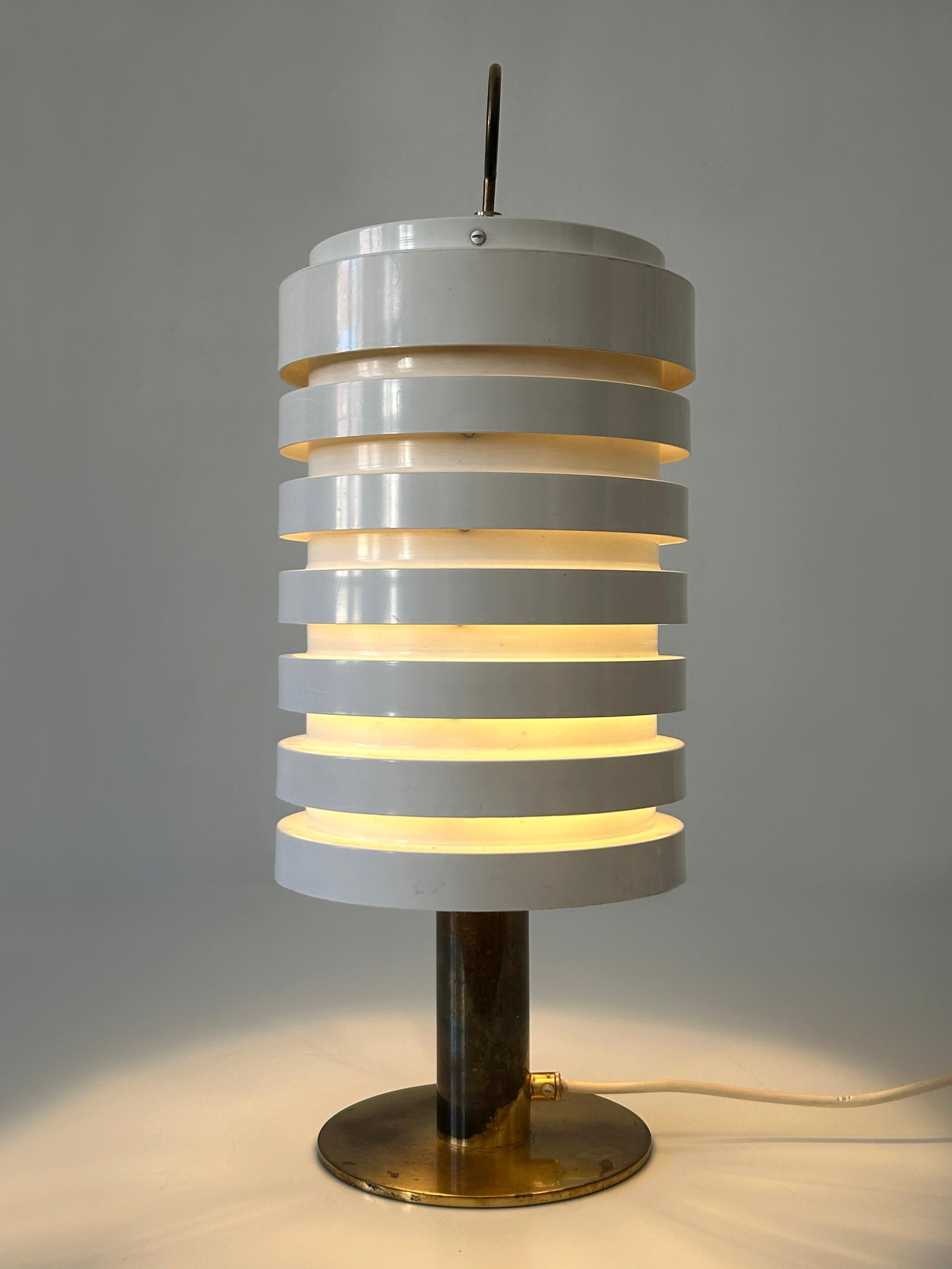 Laiton Exceptional Mid Century Table Lamp 'B 99' by Hans Agne Jakobsson Sweden 1962 en vente