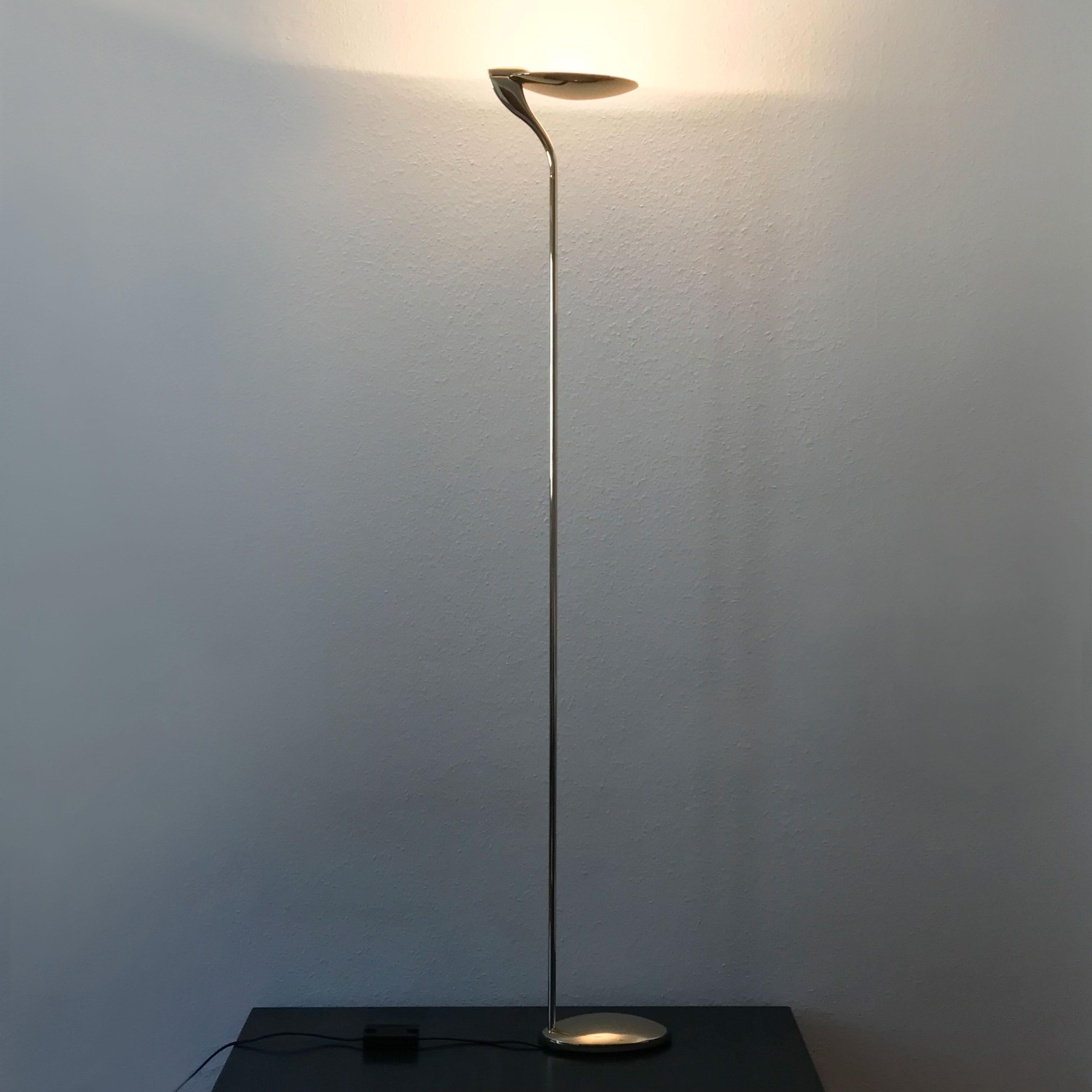 Elegant, pure Minimalist floor lamp uplighter with dimmer. Designed and manufactured probably by Florian Schulz, 1980s, Germany.

Executed in polished brass, needs an halogen bulb, is wired and in working condition. 

Condition:
Good original