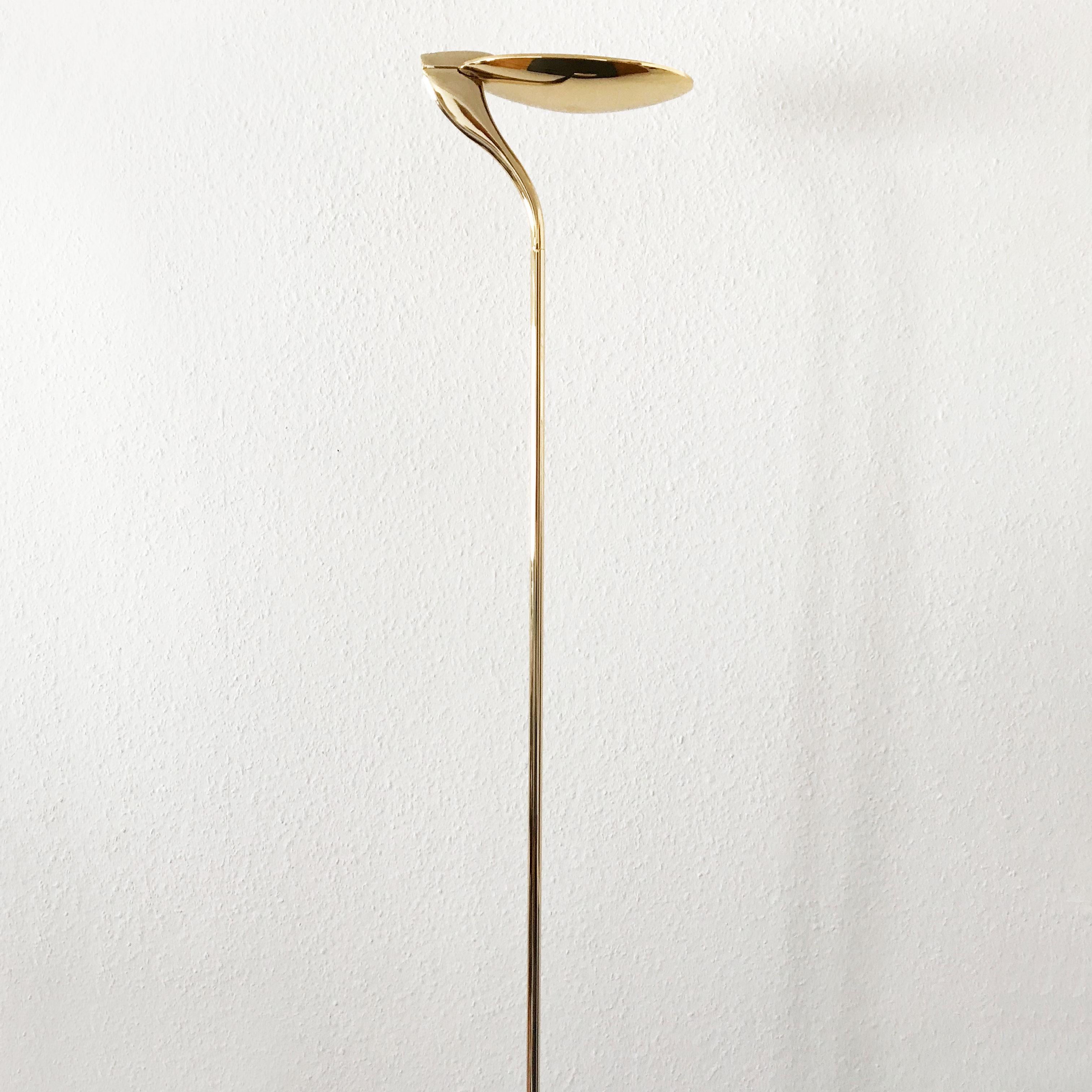 Poli Exceptionnel lampadaire minimaliste en laiton de Florian Schulz, Allemagne en vente