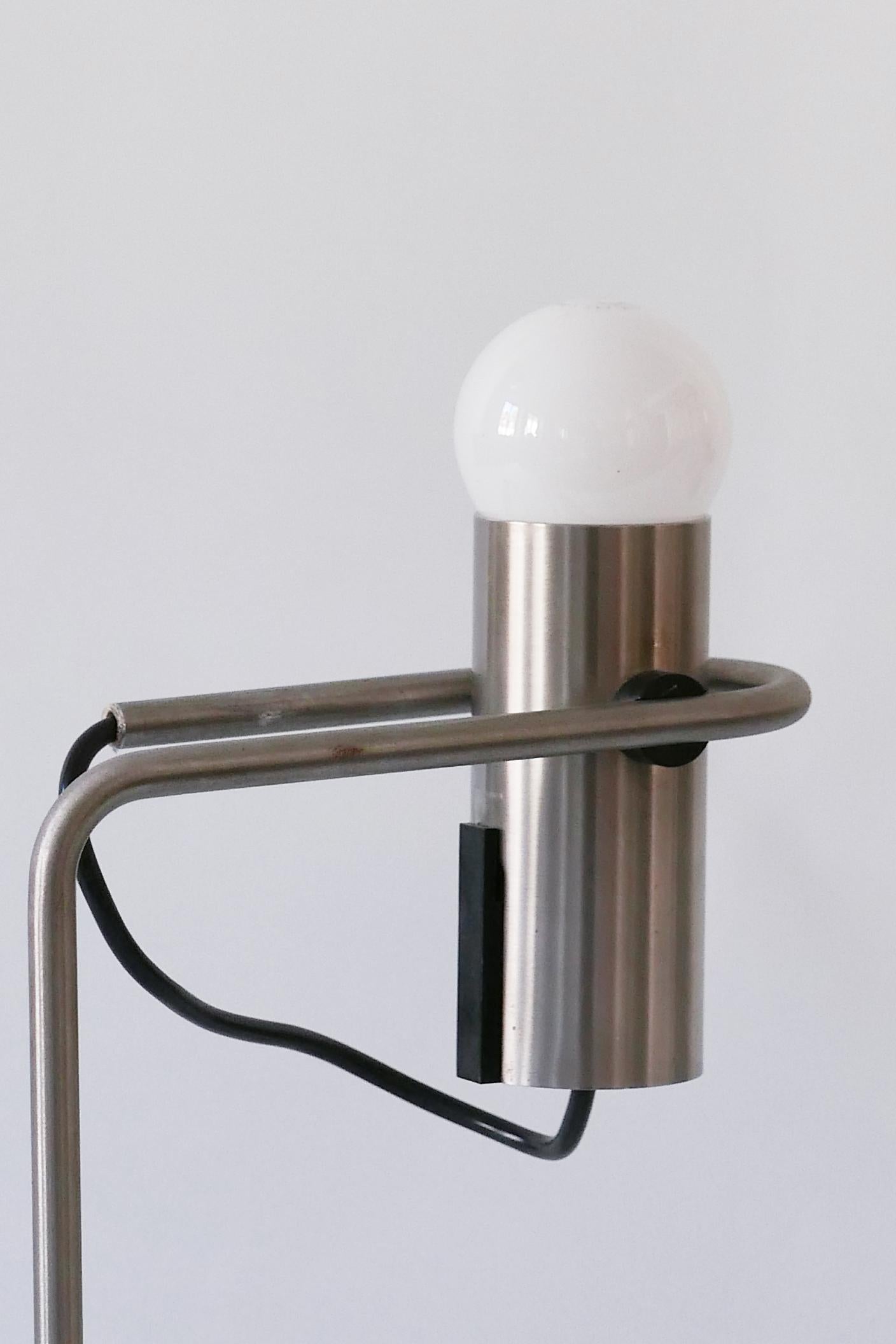 Außergewöhnliche minimalistische Tischlampe oder Schreibtischleuchte aus der Mitte des Jahrhunderts:: 1960er Jahre im Angebot 11