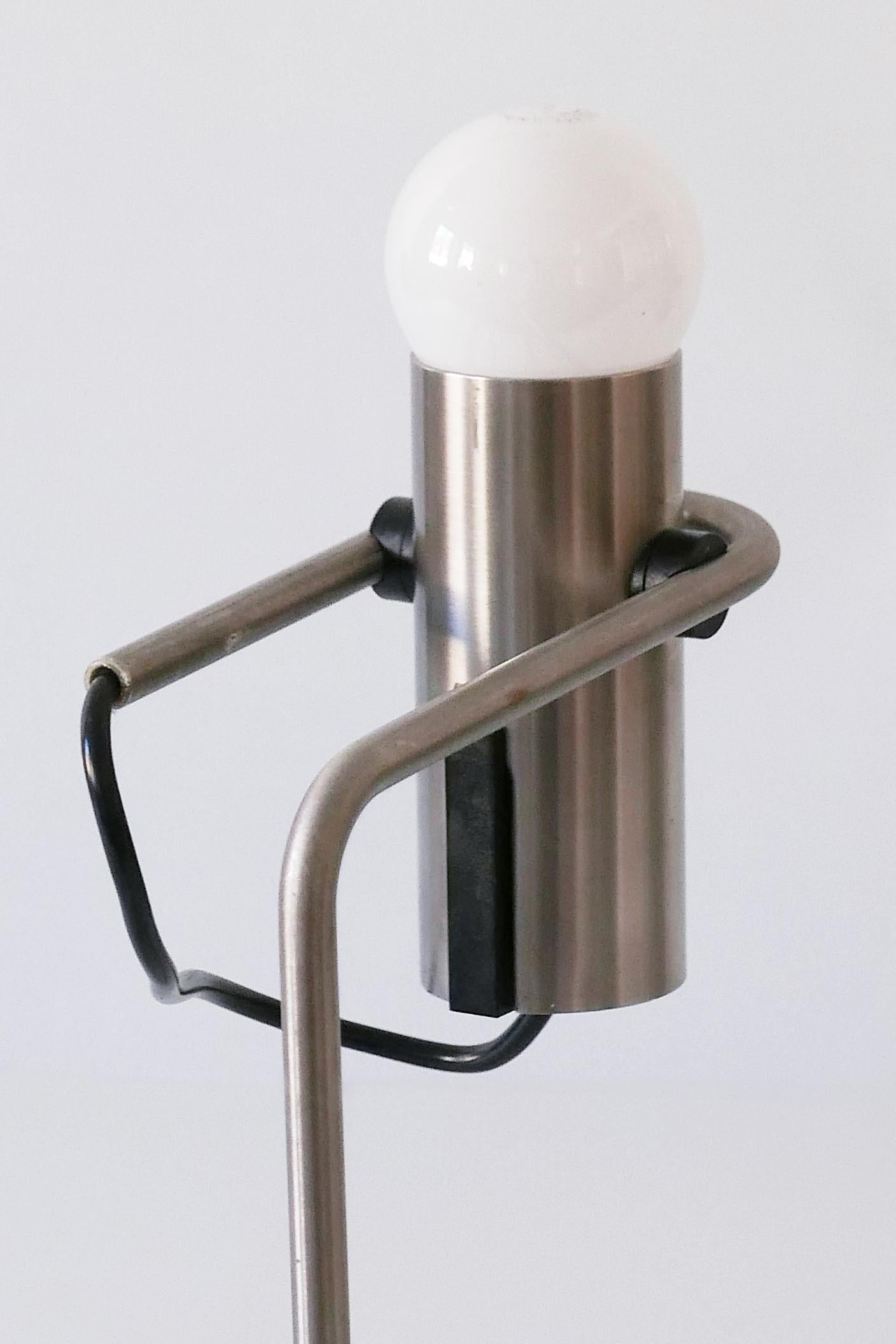 Exceptional Minimalistic Mid-Century Modern Table Lamp or Desk Light, 1960s For Sale 11