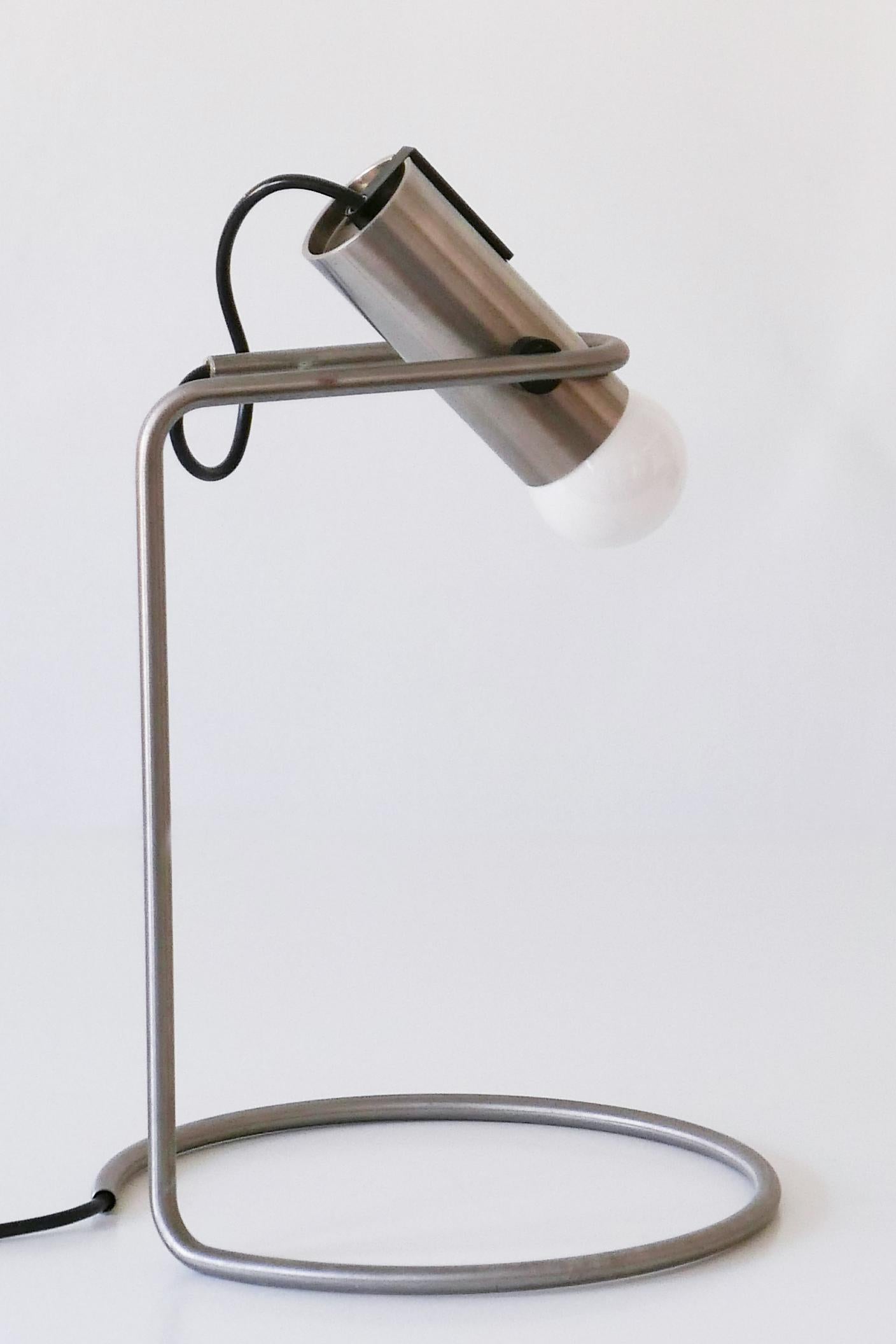 Außergewöhnliche minimalistische Tischlampe oder Schreibtischleuchte aus der Mitte des Jahrhunderts:: 1960er Jahre (Moderne der Mitte des Jahrhunderts) im Angebot