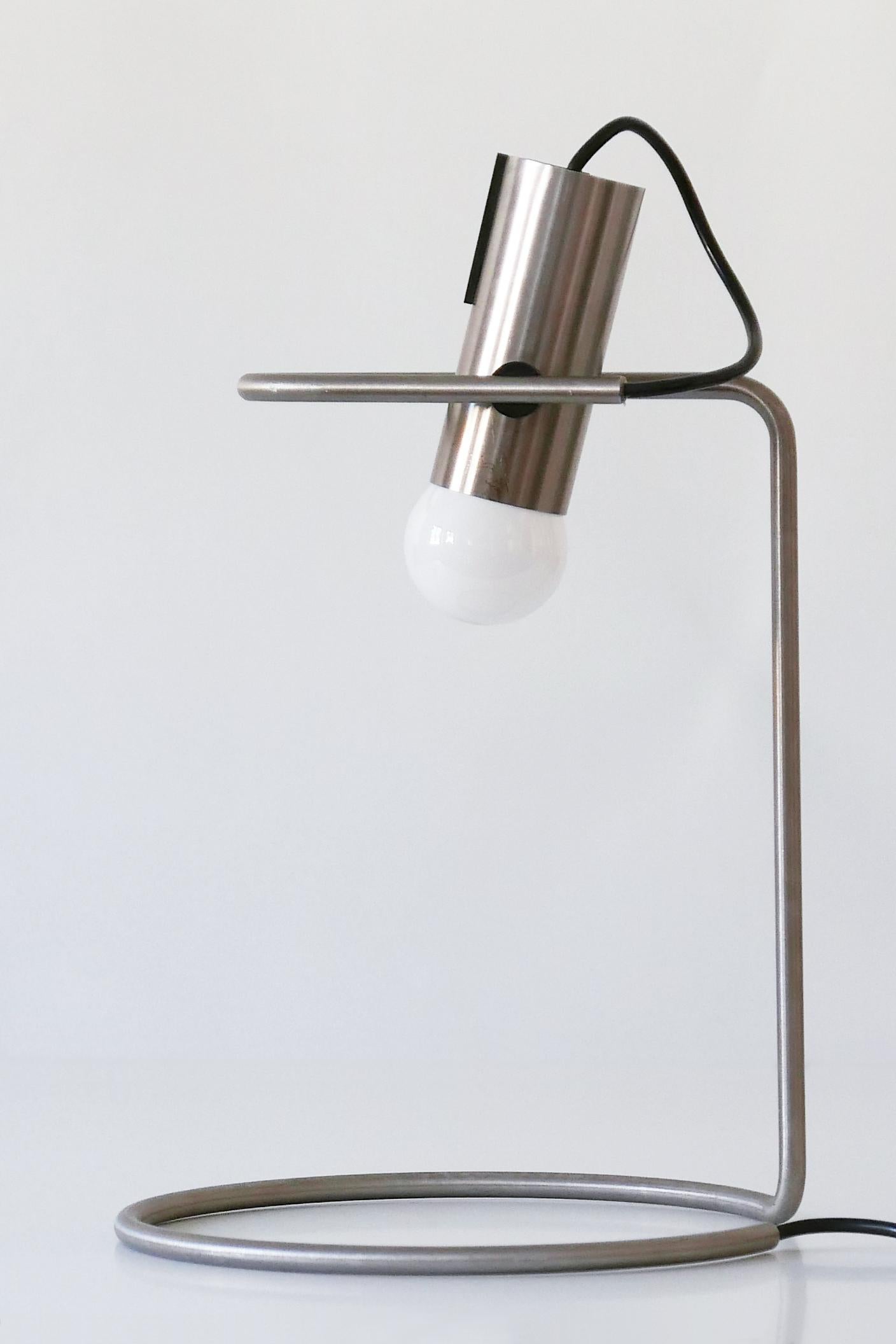 Exceptional Minimalistic Mid-Century Modern Table Lamp or Desk Light, 1960s In Good Condition For Sale In Munich, DE
