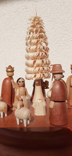 Exceptional Mobile Christmas Crib in Wood Reuge Sainte Croix Music Box