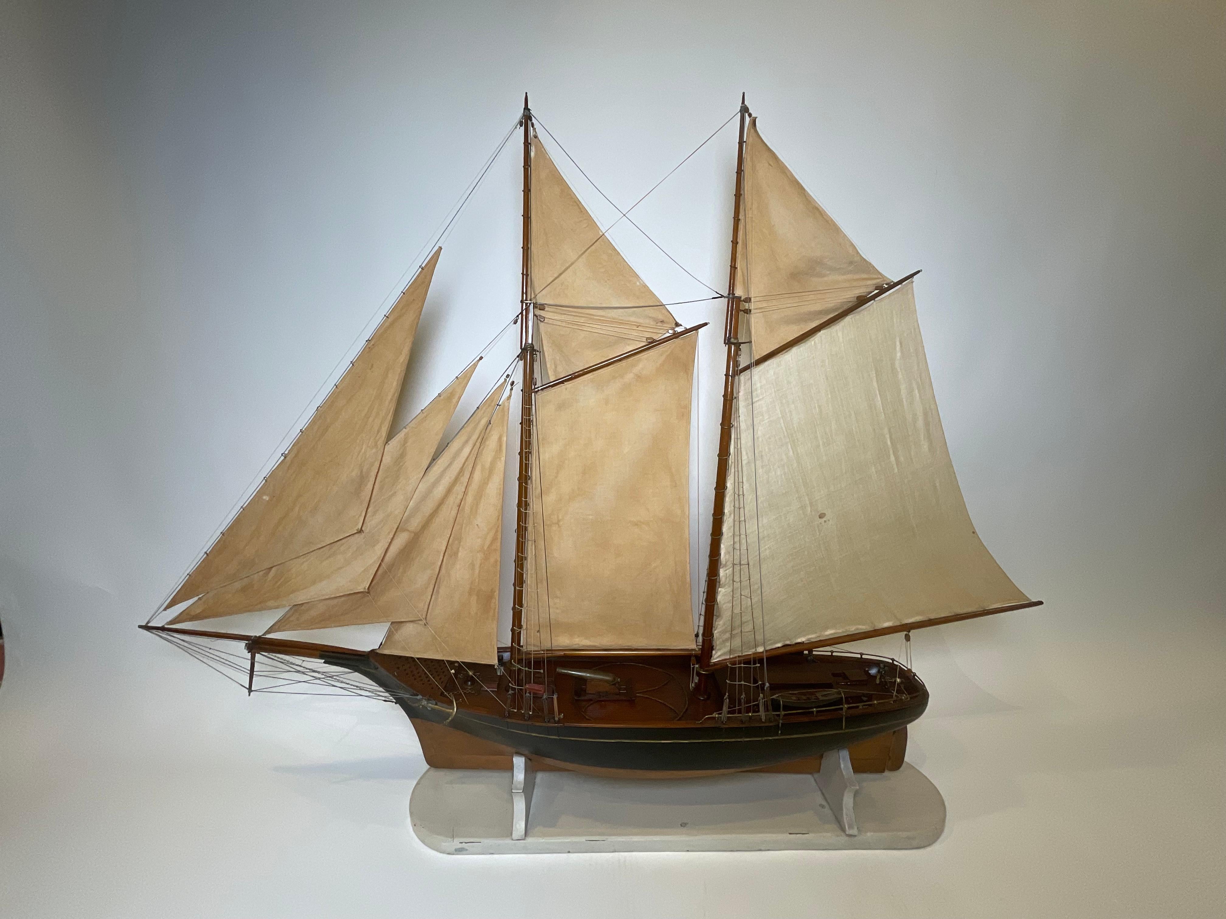 Modèle exceptionnel d'un Schooner Wanderer en vente 12