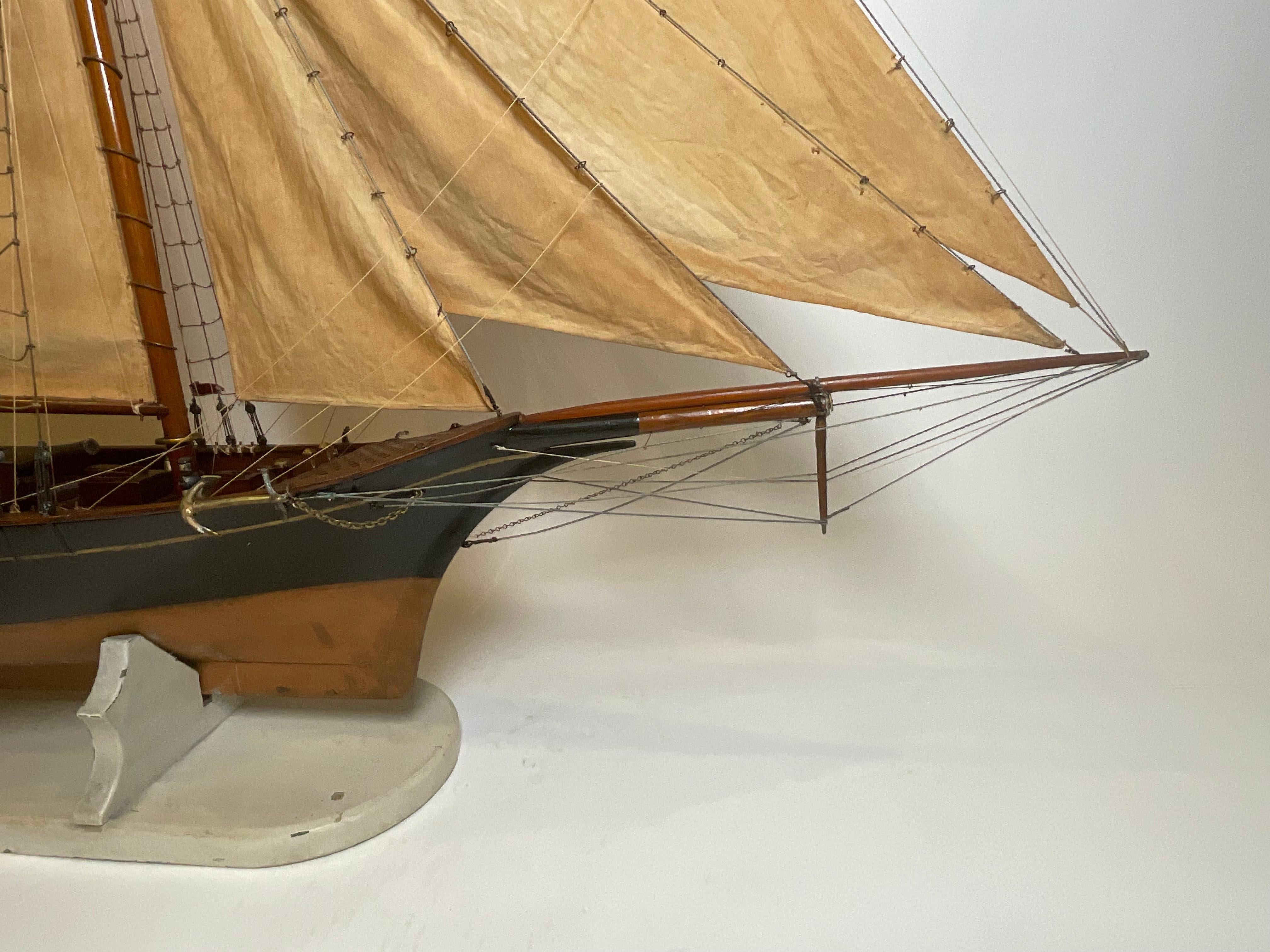 Modèle exceptionnel d'un Schooner Wanderer Bon état - En vente à Norwell, MA