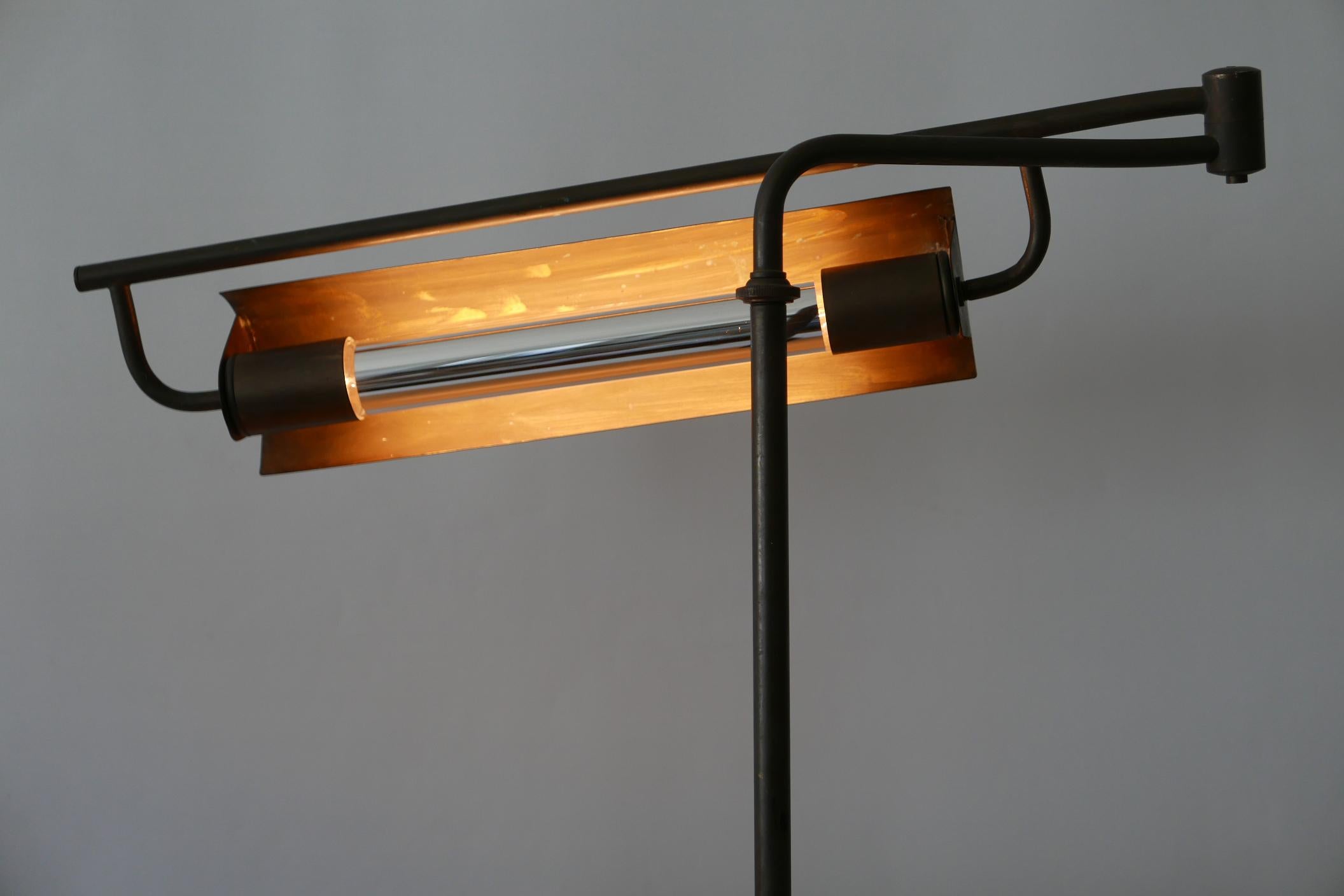Exceptional Modernist Bauhaus Articulated Brass Clamp Table Lamp, Germany, 1930s For Sale 2