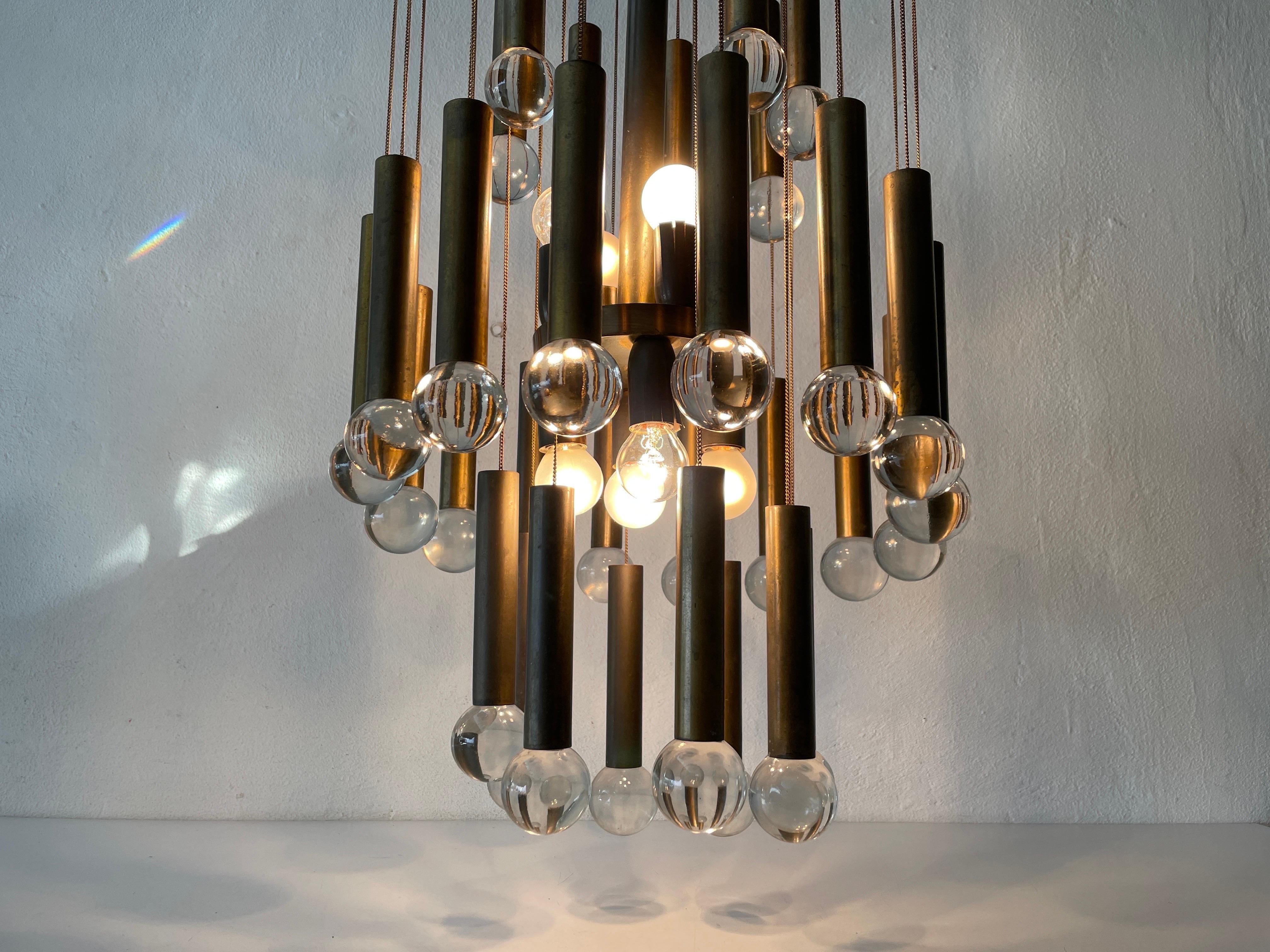Exceptional Multiple Tubes with Glass Balls Brass Chandelier, 1960s, Italy For Sale 11