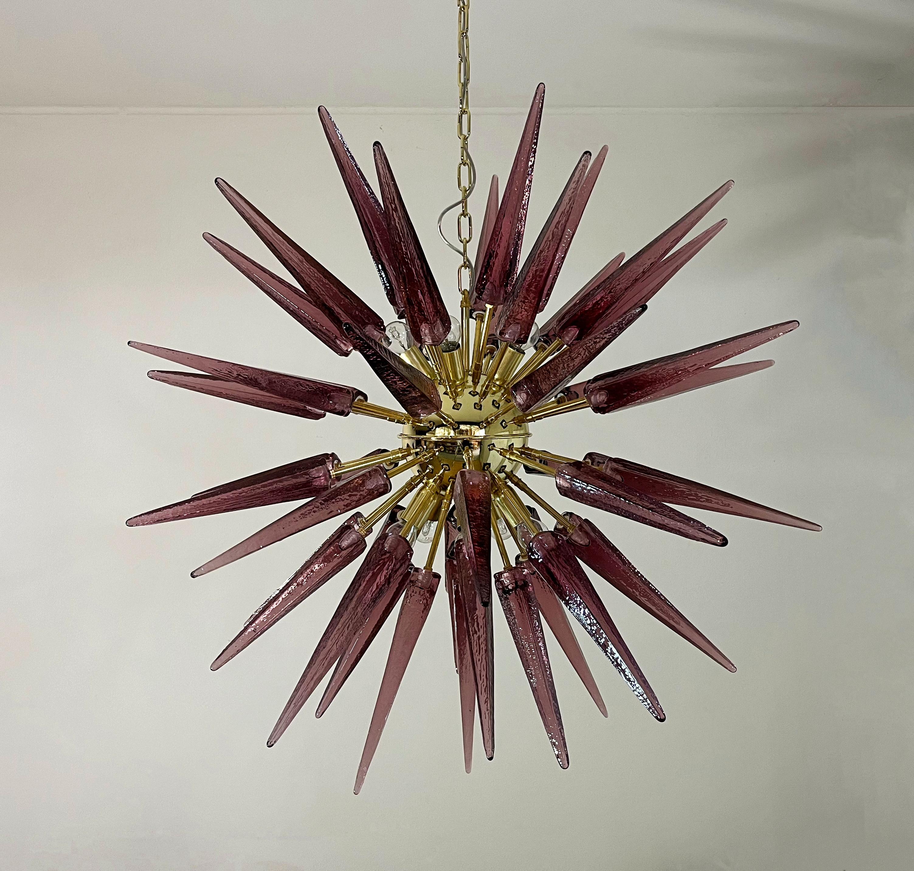 Exceptional Murano amethyst glass Sputnik Chandelier - 51 glasses For Sale 4