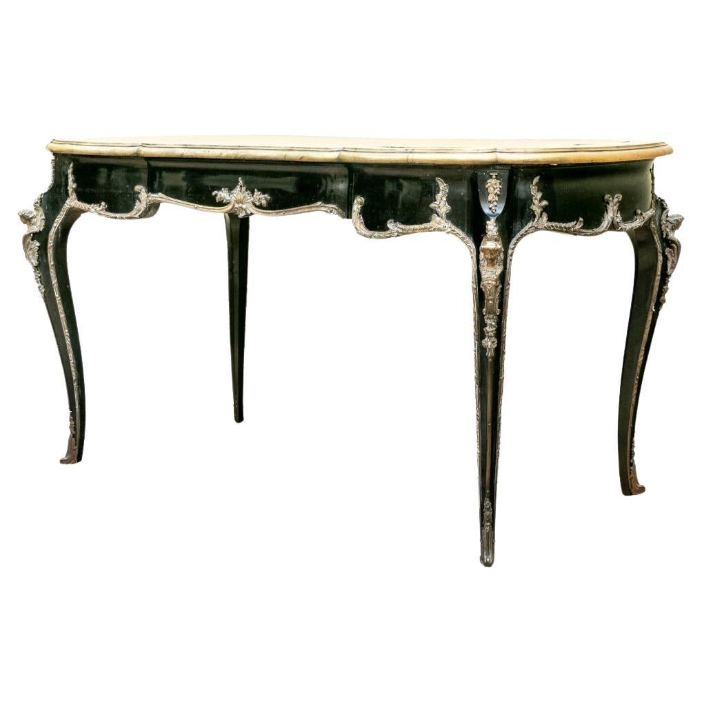 Exceptionnelle table à écrire Napoléon III en bronze et ébonite en vente