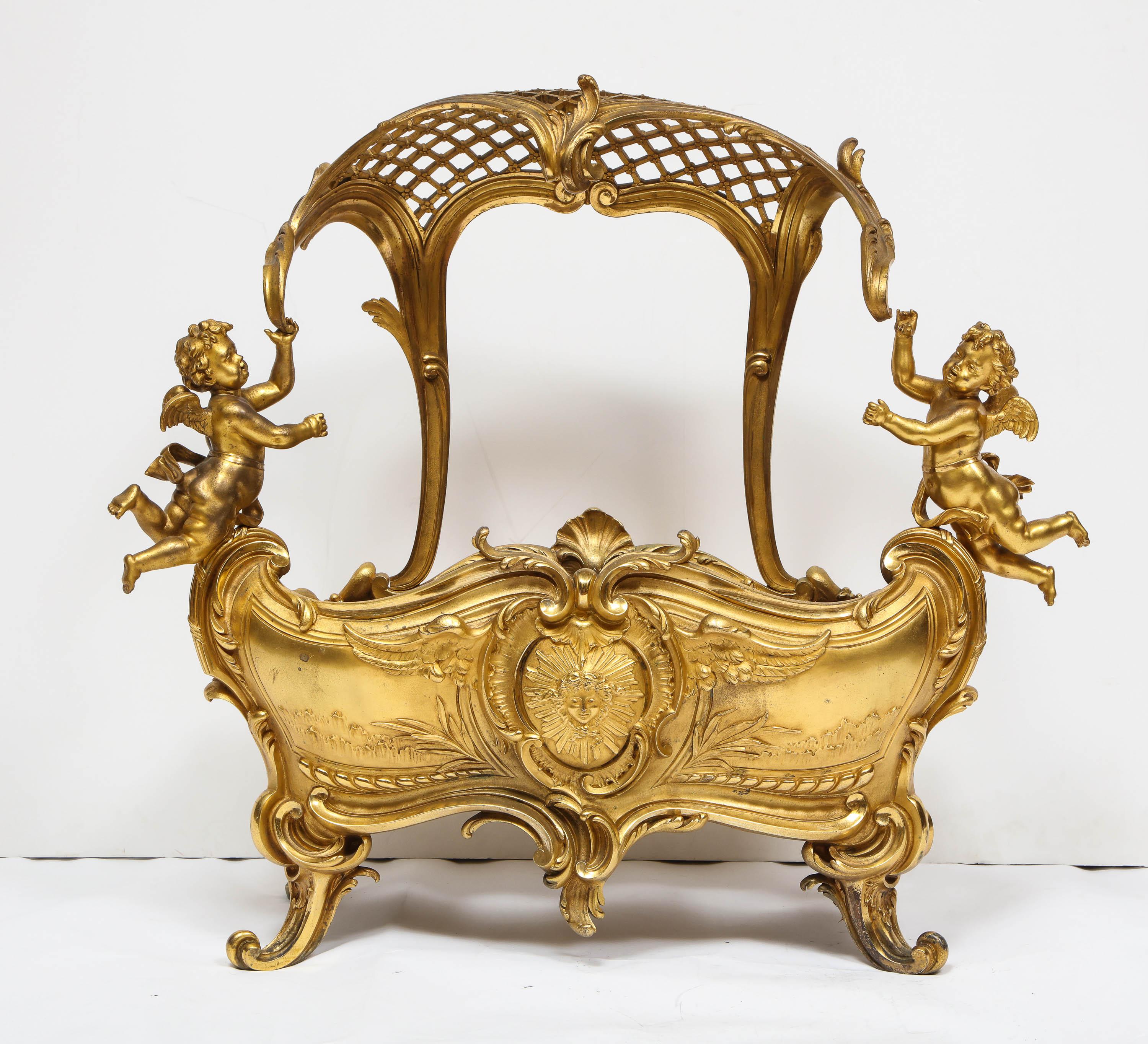 Exceptional Napoleon III French Ormolu Fireplace Log Cradle Holder, Centerpiece In Good Condition In New York, NY