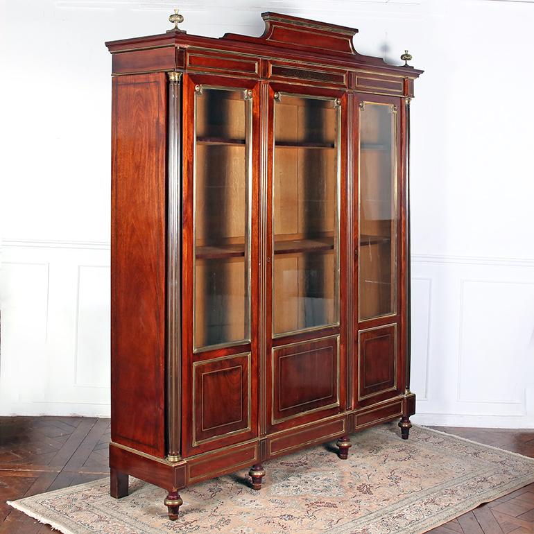 Francese Eccezionale libreria in mogano e bronzo Napoleone III, CIRCA 1850 in vendita