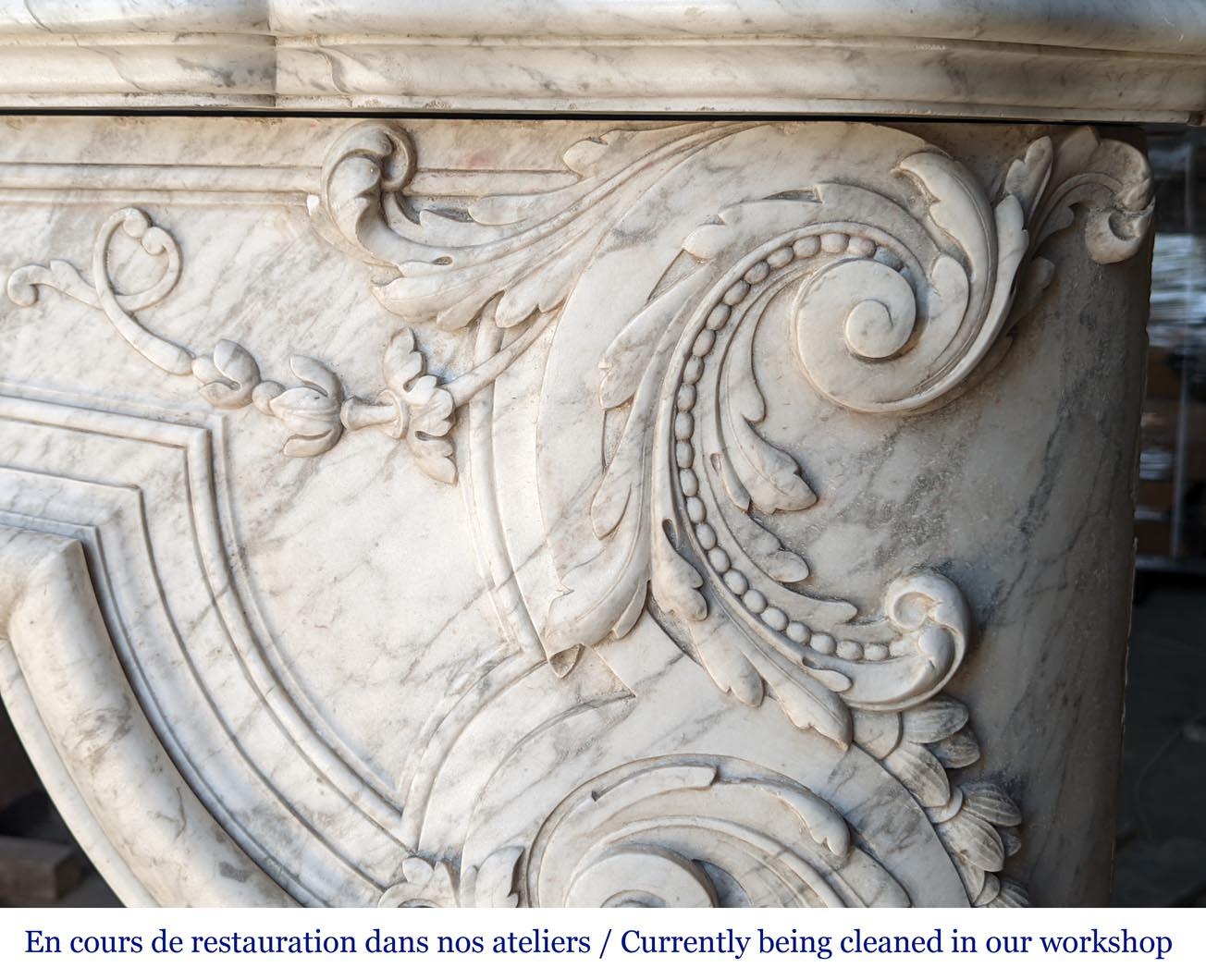 Exceptional Napoleon III period mantel in veined Carrara marble For Sale 6
