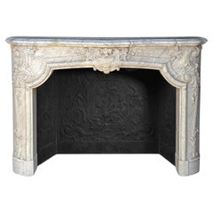 Exceptional Napoleon III period mantel in veined Carrara marble