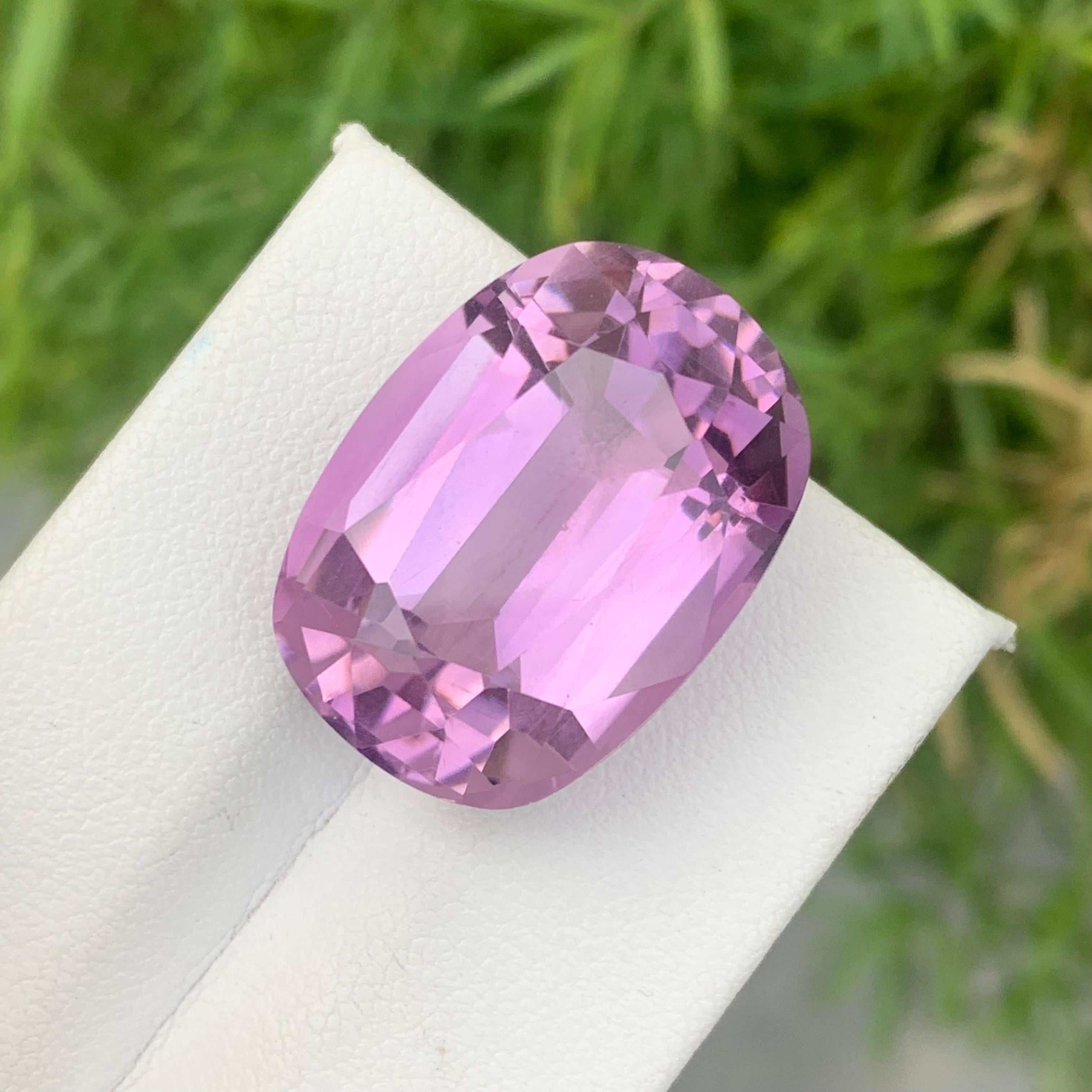 Exceptional Natural Loose Purple Amethyst 27.80 Carat from Brazil Mine For Sale 3