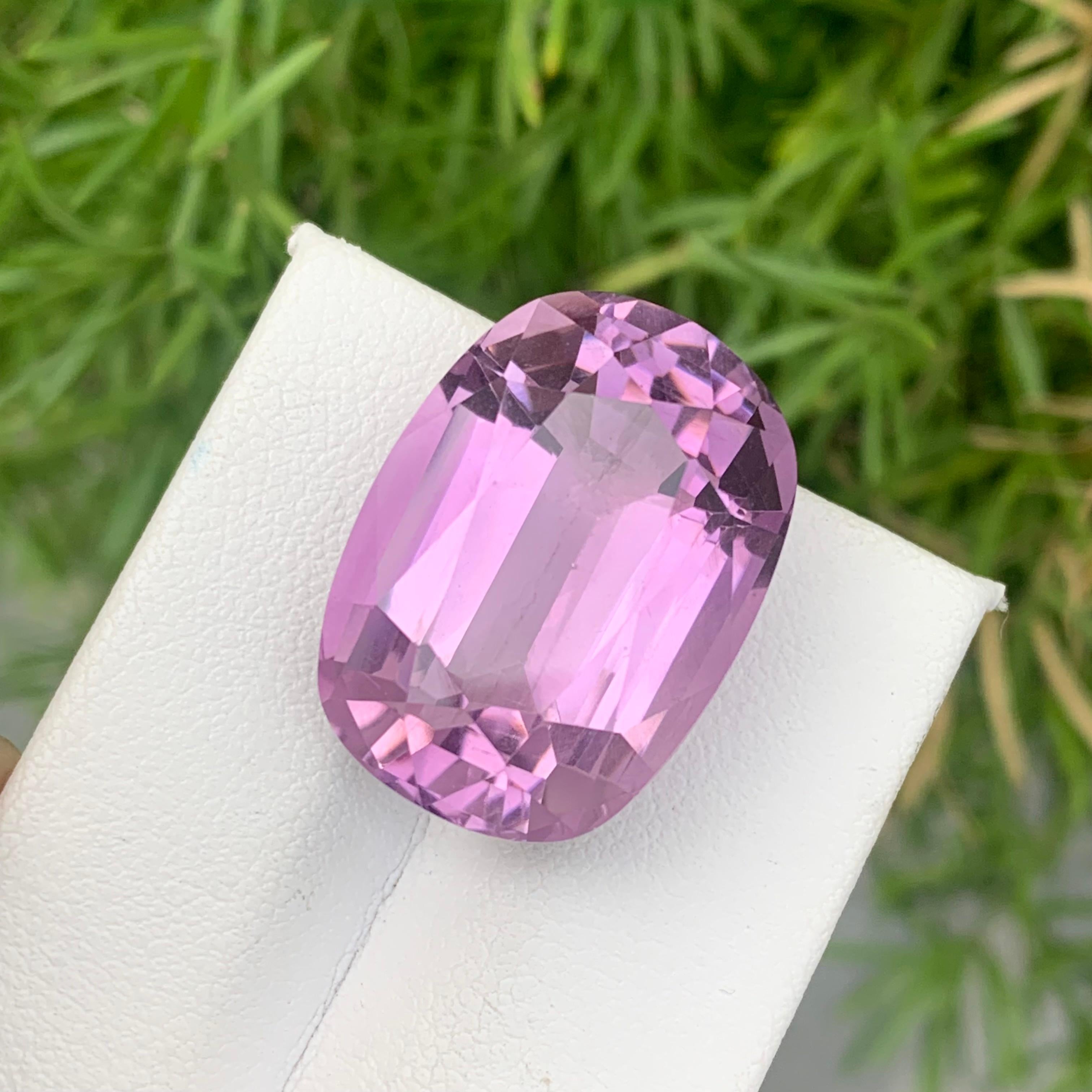 Tipo di gemma : Ametista
Peso : 27,80 Carati
Dimensioni: 22x16.2x13.3 mm
Limpidezza: occhio pulito
Origine : Brasile
Colore: viola
Forma: Cuscino lungo
Certificato: Su richiesta
Mese: Febbraio
.

I presunti poteri dell'ametista per la