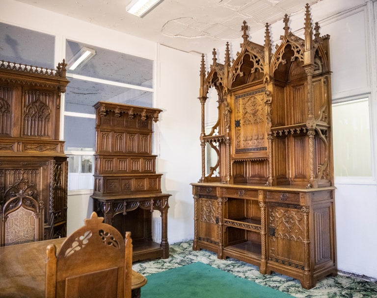 Exceptional Neo Gothic Dining Room Set For Sale at 1stDibs