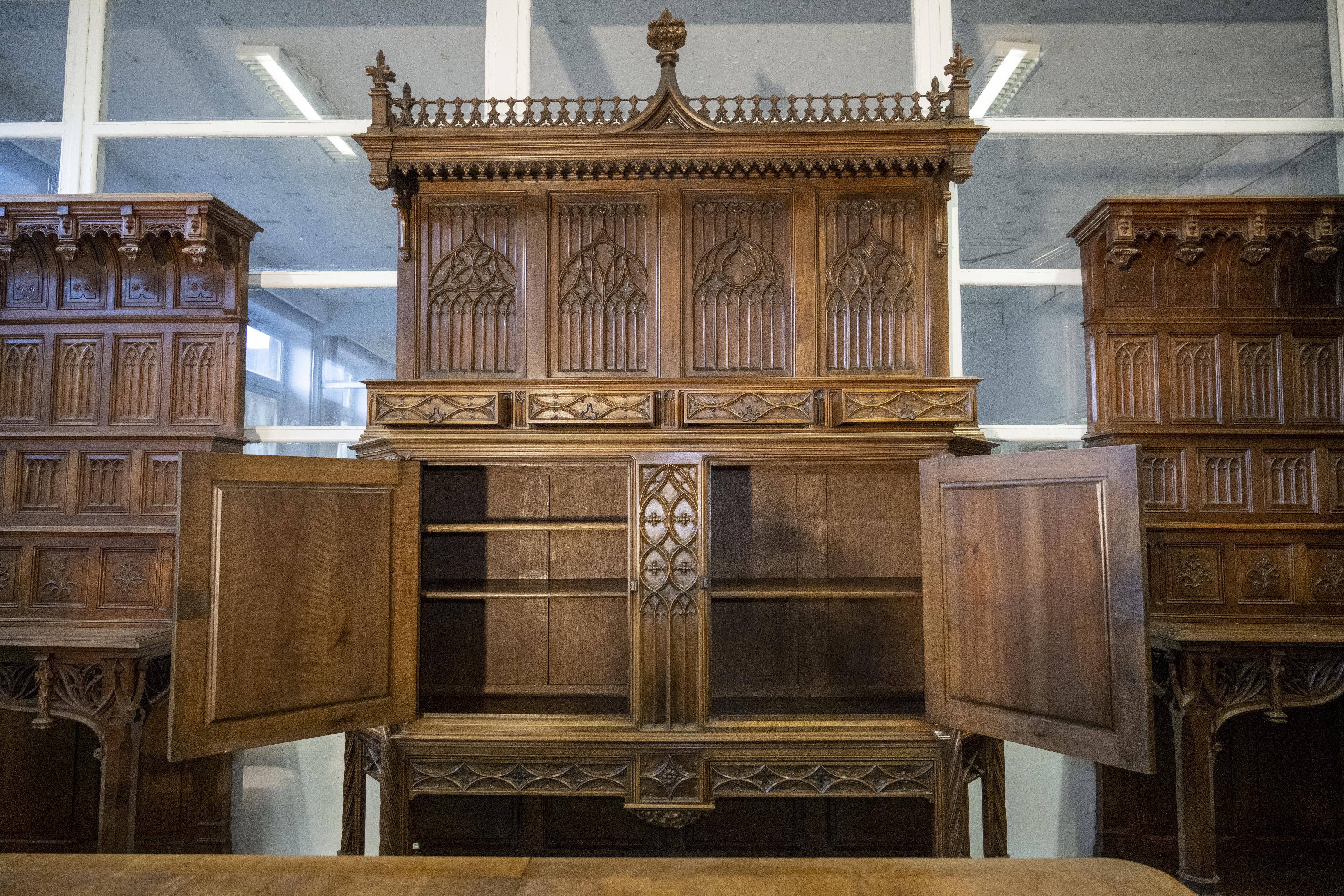 Exceptional Neo Gothic Dining Room Set For Sale 5