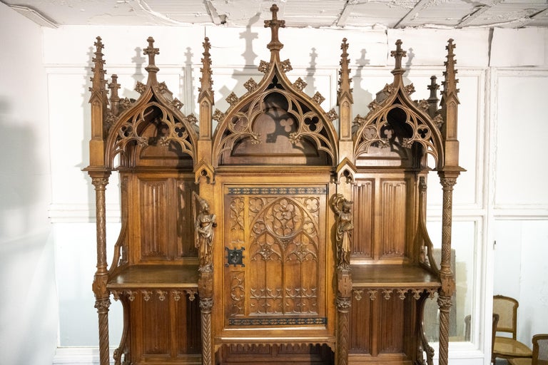 Exceptional Neo Gothic Dining Room Set For Sale at 1stDibs
