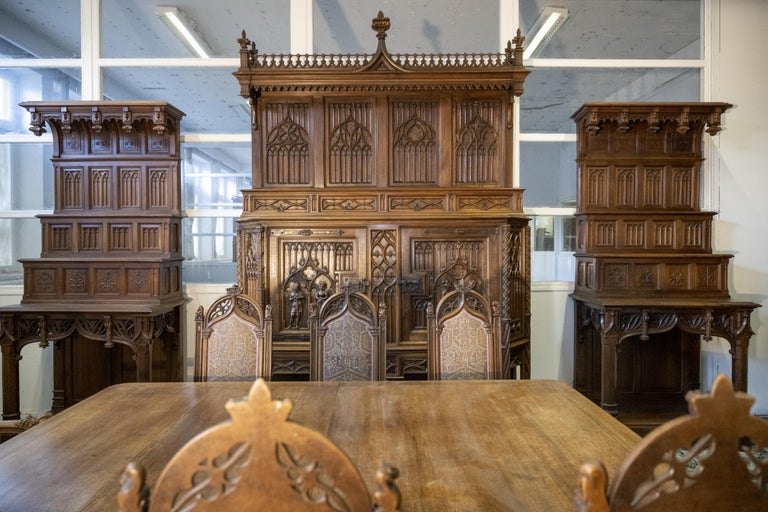 Exceptional Neo Gothic Dining Room Set For Sale at 1stDibs
