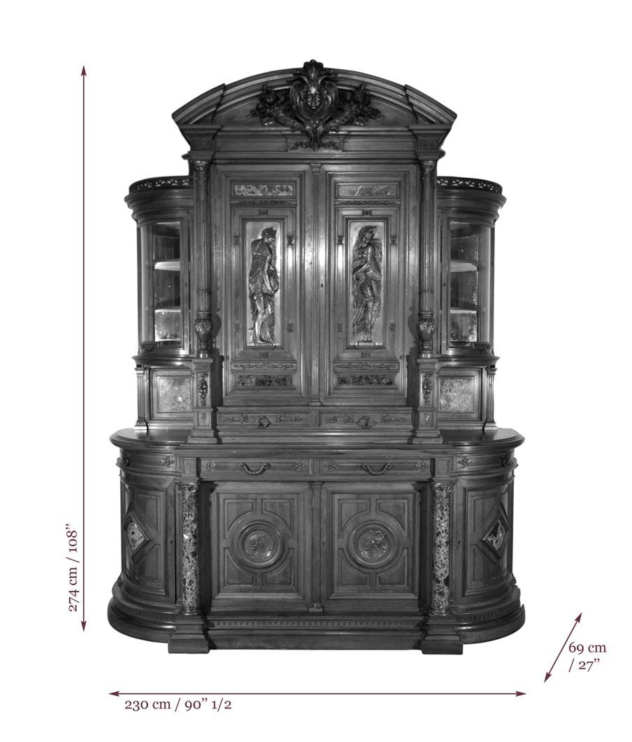 Exceptionnel ensemble de salle à manger de style néo-renaissance en noyer sculpté. en vente 8