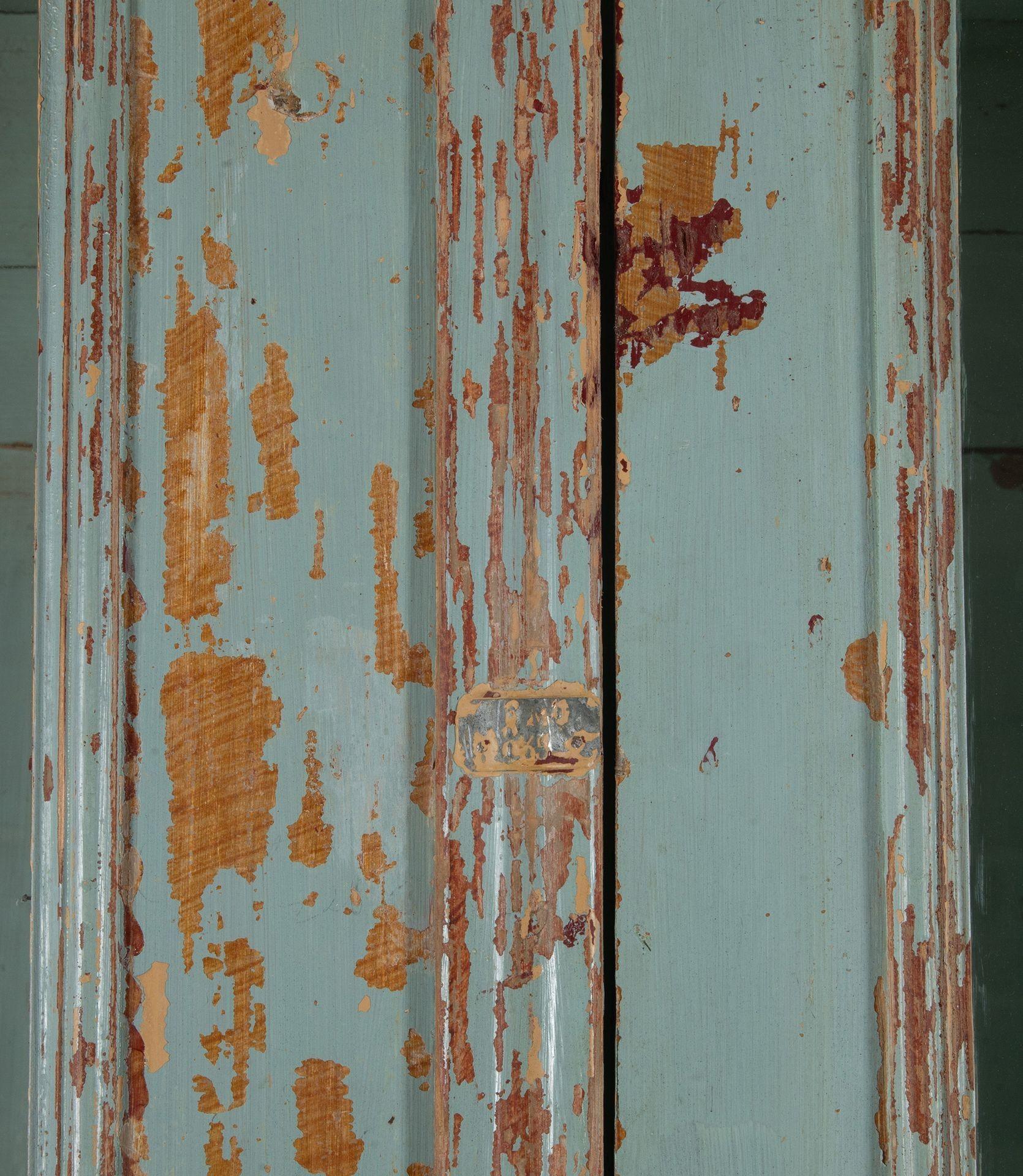 Außergewöhnlicher norditalienischer Shop-Vitrinenschrank 10