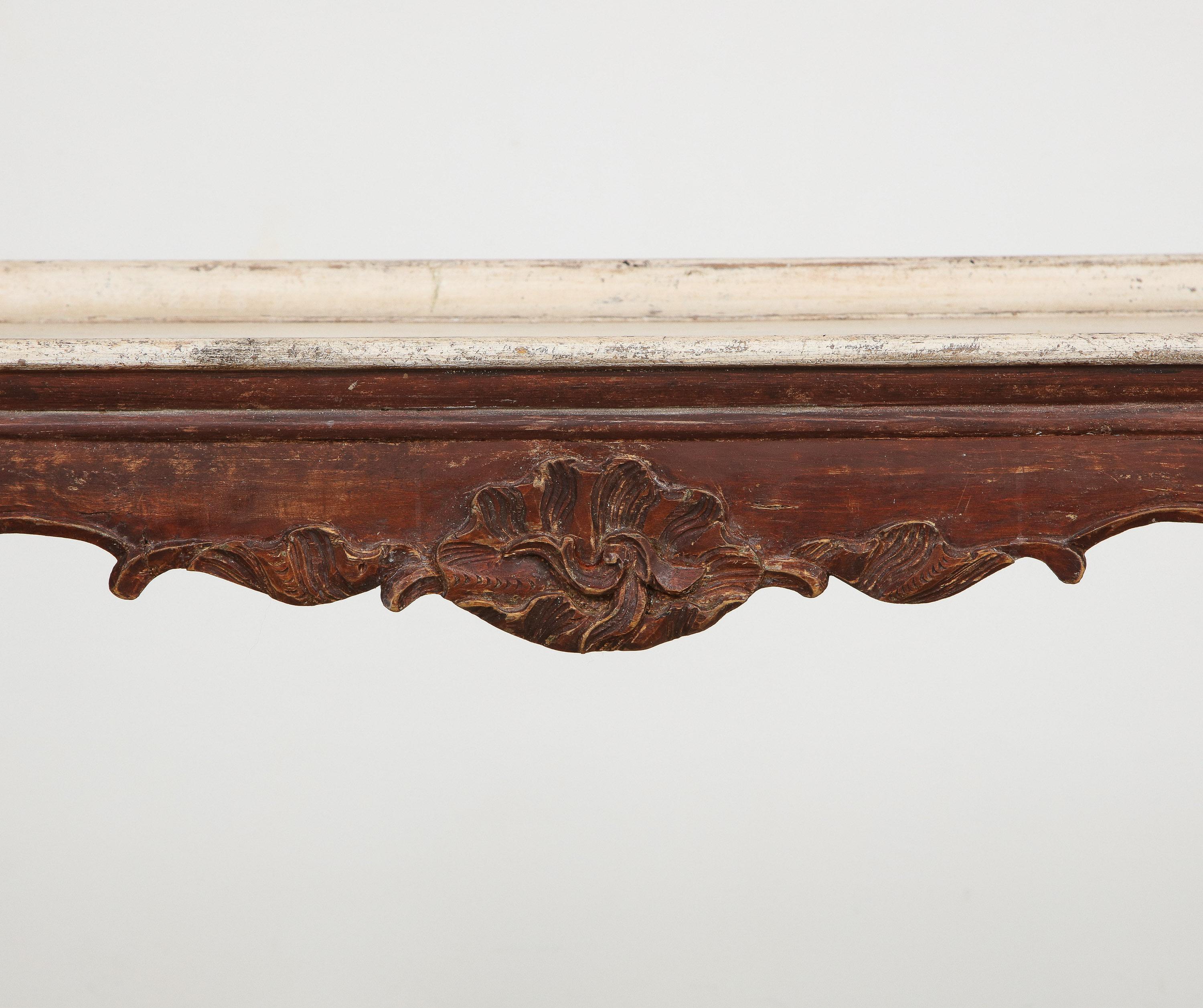 Exceptionnelle table à plateau rococo norvégienne, origine : Norvège, vers 1760-1785 Excellent état - En vente à New York, NY