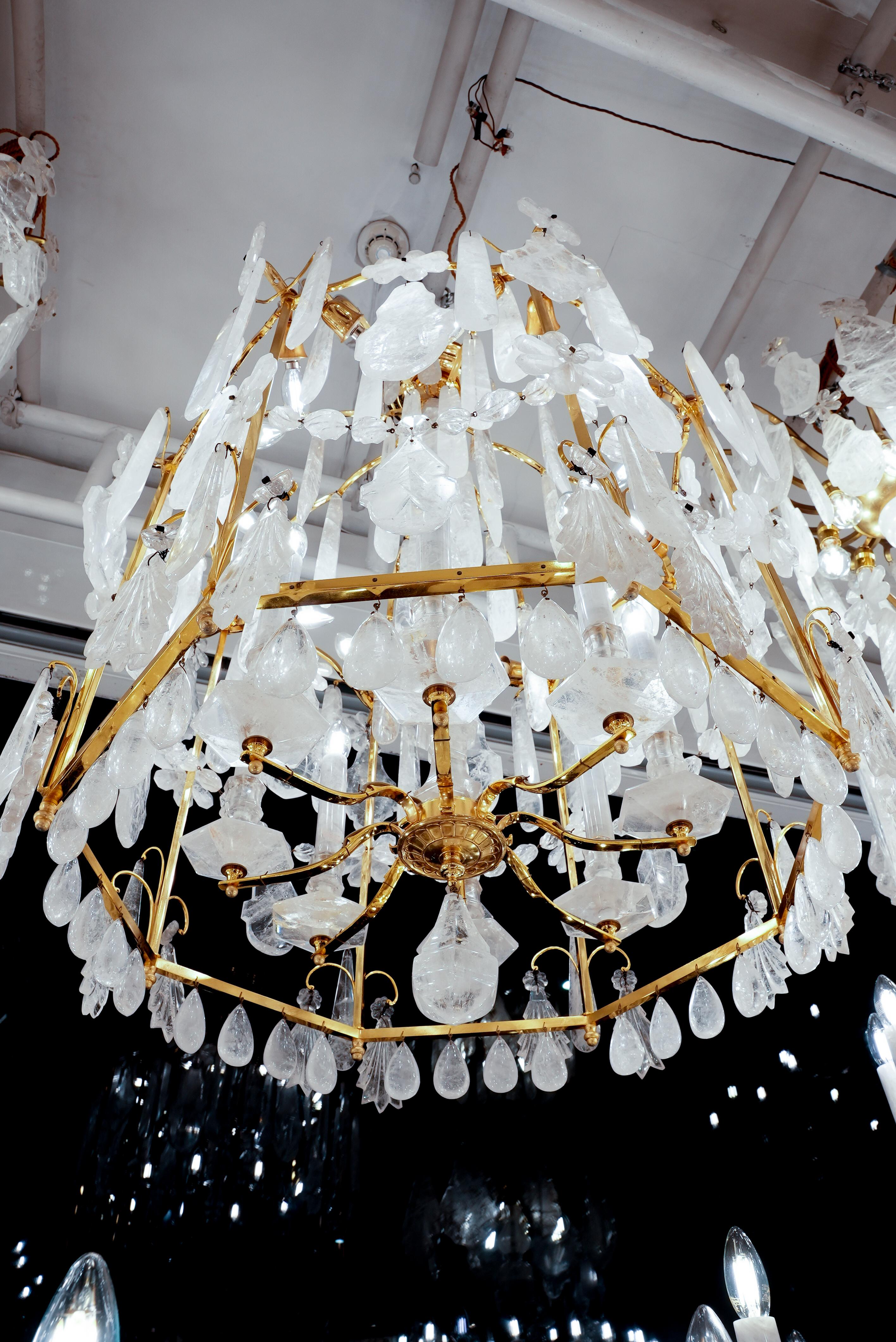 Exceptionnel de  lanternes en cristal de roche H120cm L80cm en vente 3