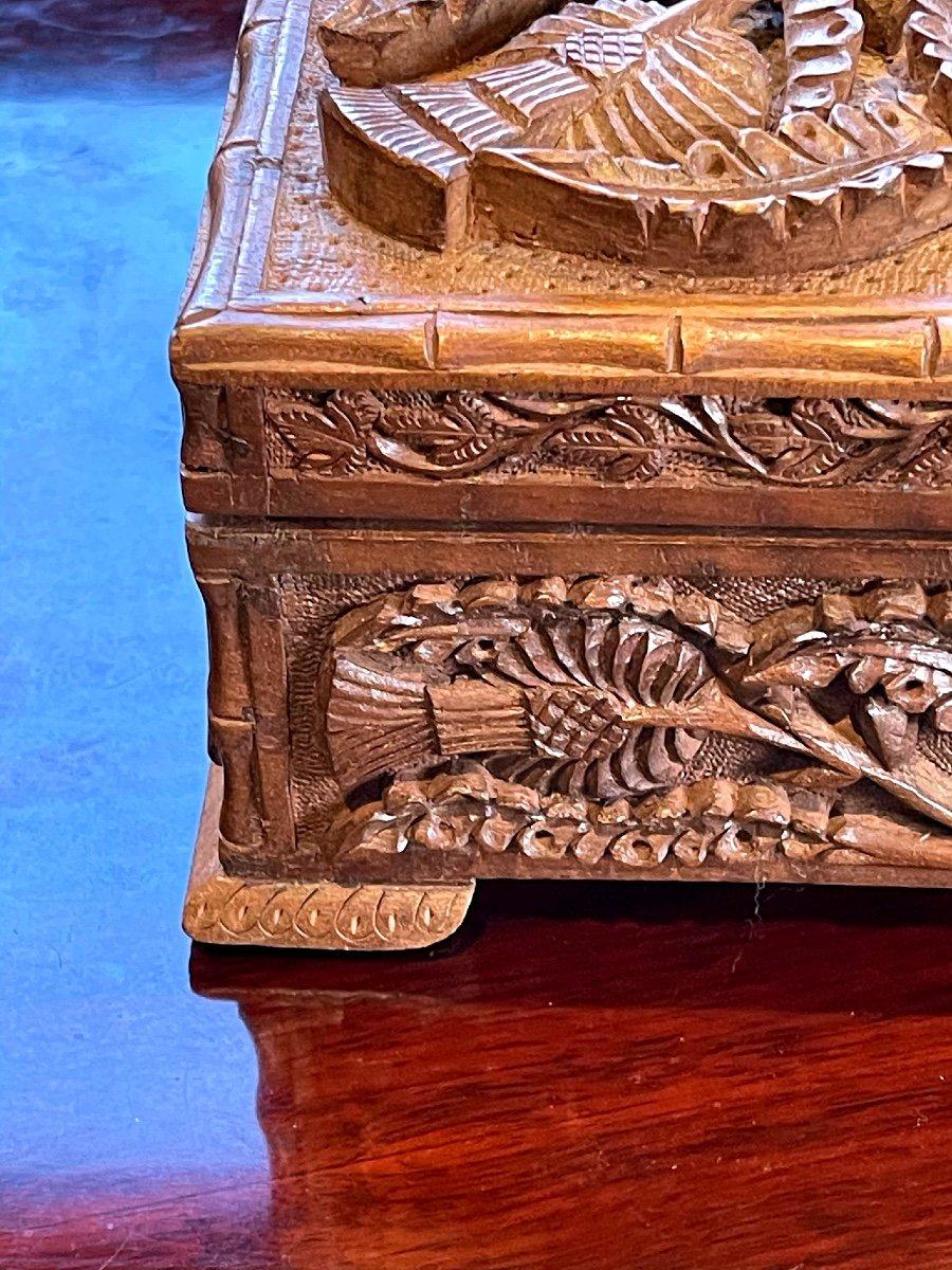 Exceptional Old Huanghuali Wood Box From North Vietnam, Art Deco For Sale 2