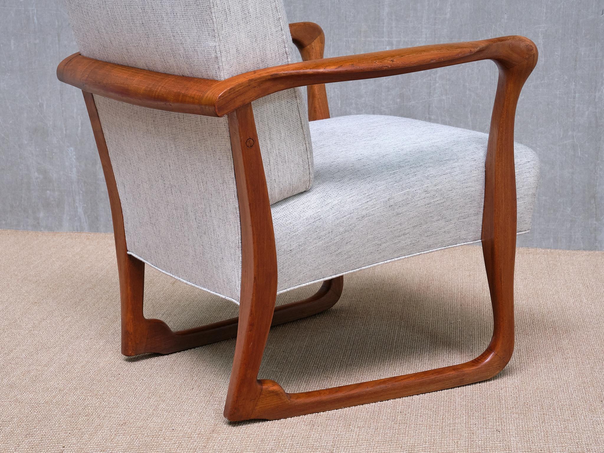 Exceptional Ole Jacobsen Armchair in Sculpted Teak, C.B. Hansen, Denmark, 1949 2