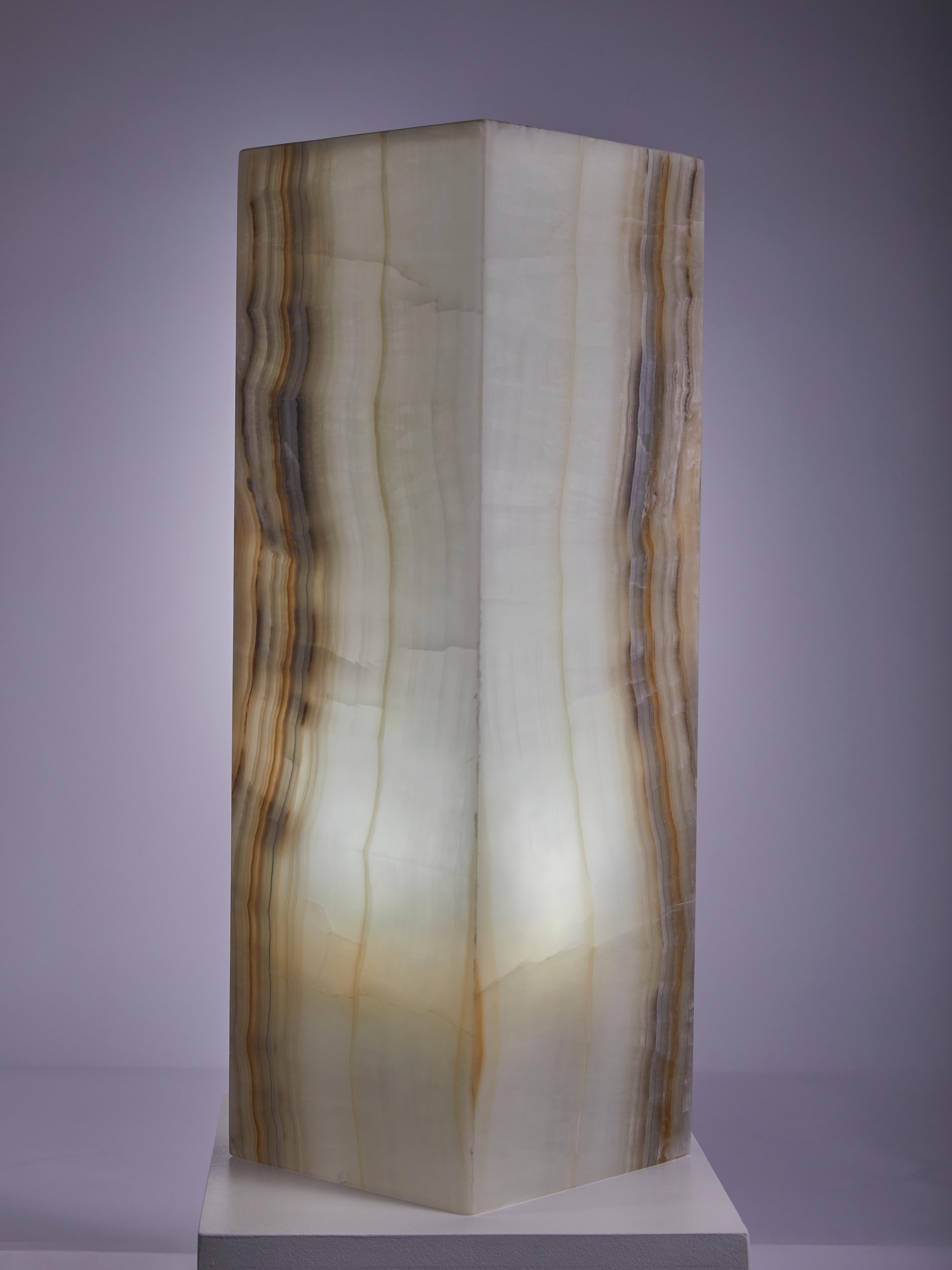 Exceptional Onyx lamp For Sale 13