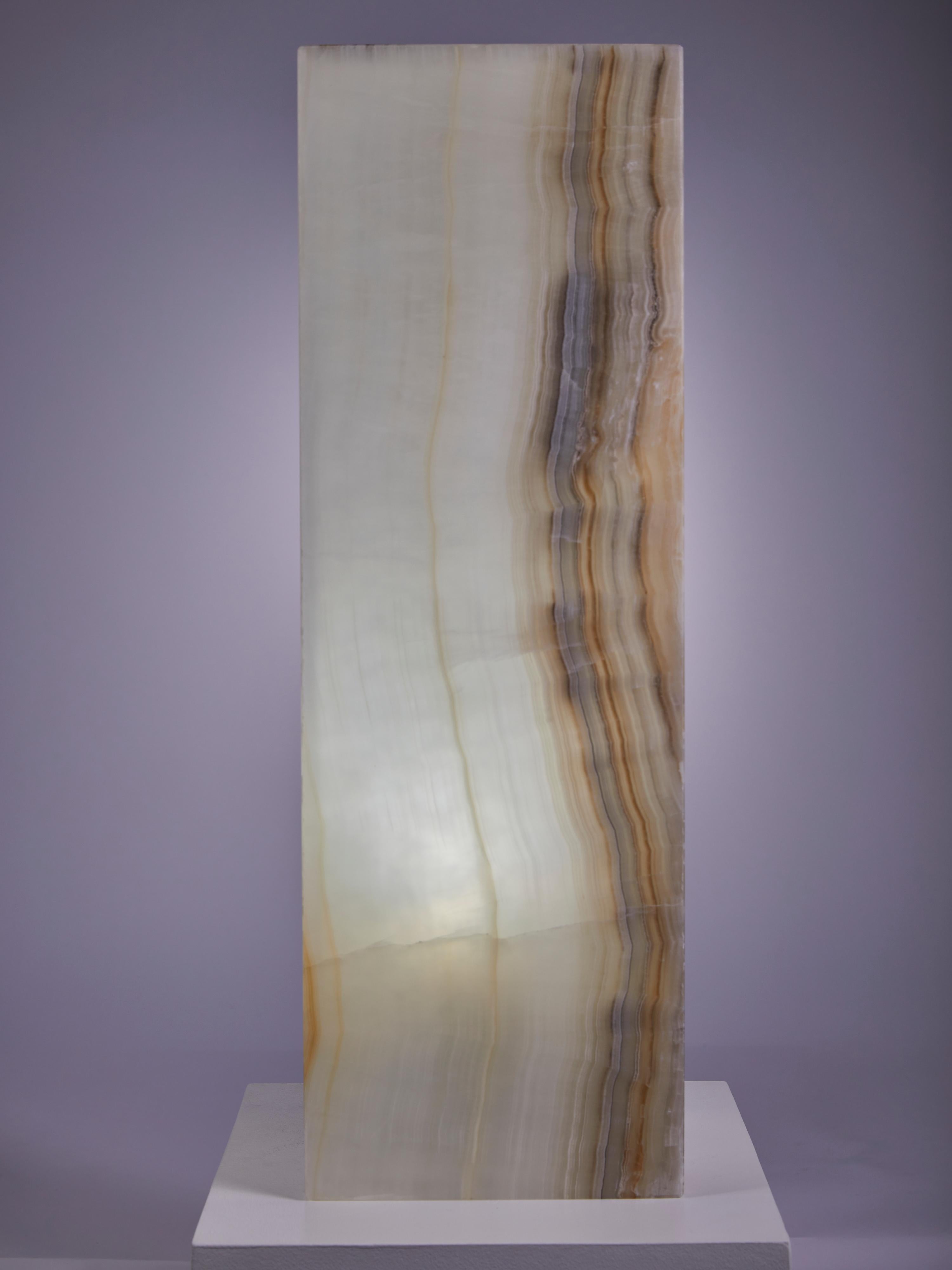Exceptional Onyx lamp For Sale 15
