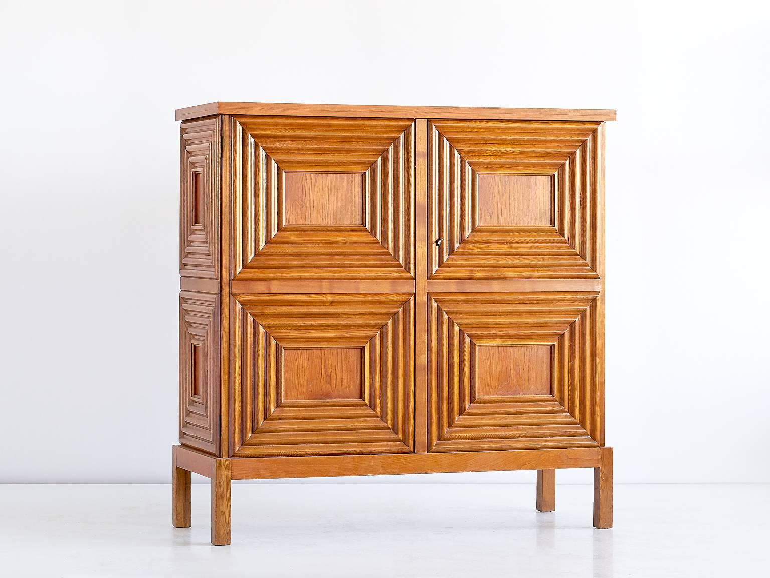 1940s cabinet