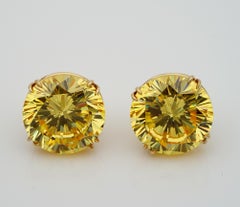 Exceptional Pair 41.60 Carat of Rare Mali Garnet Stud Earrings
