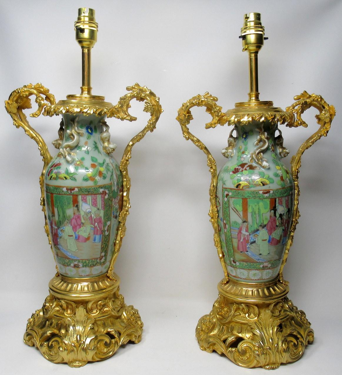 Exceptional Pair of Cantonese Chinese Hand Painted Porcelain Ormolu Table Lamps In Excellent Condition In Dublin, Ireland