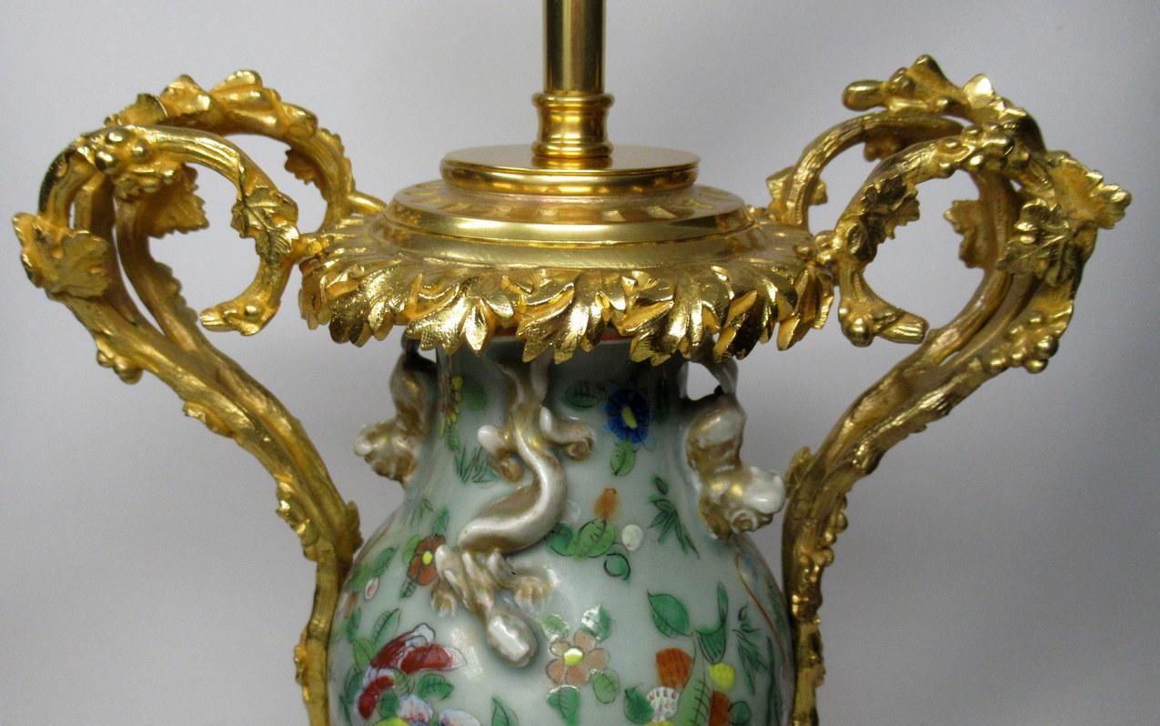 Exceptional Pair of Cantonese Chinese Hand Painted Porcelain Ormolu Table Lamps 4