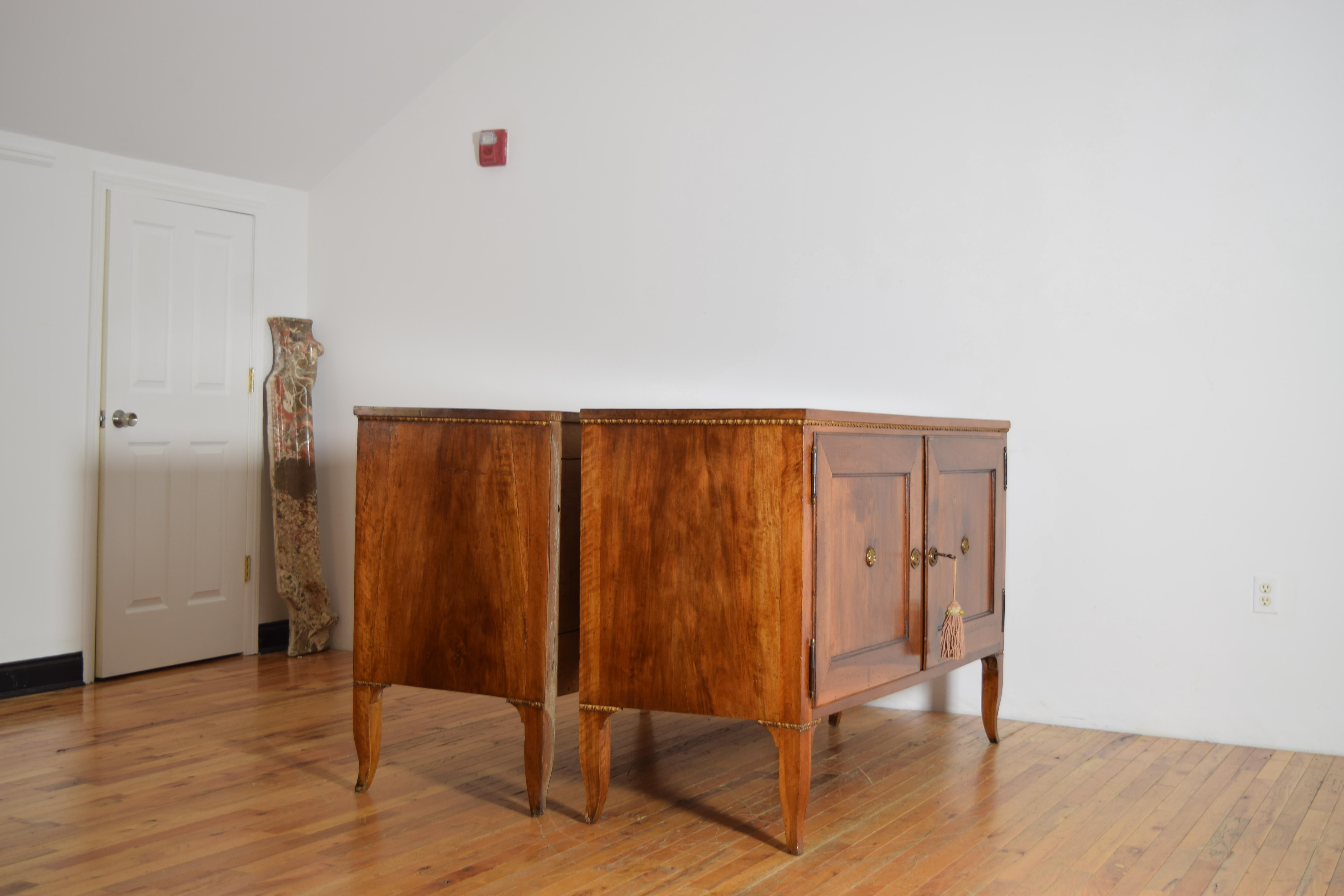 Exceptional Pair Italian, Veneto, Neoclassic Walnut & Giltwood Credenzas, c.1790 For Sale 4